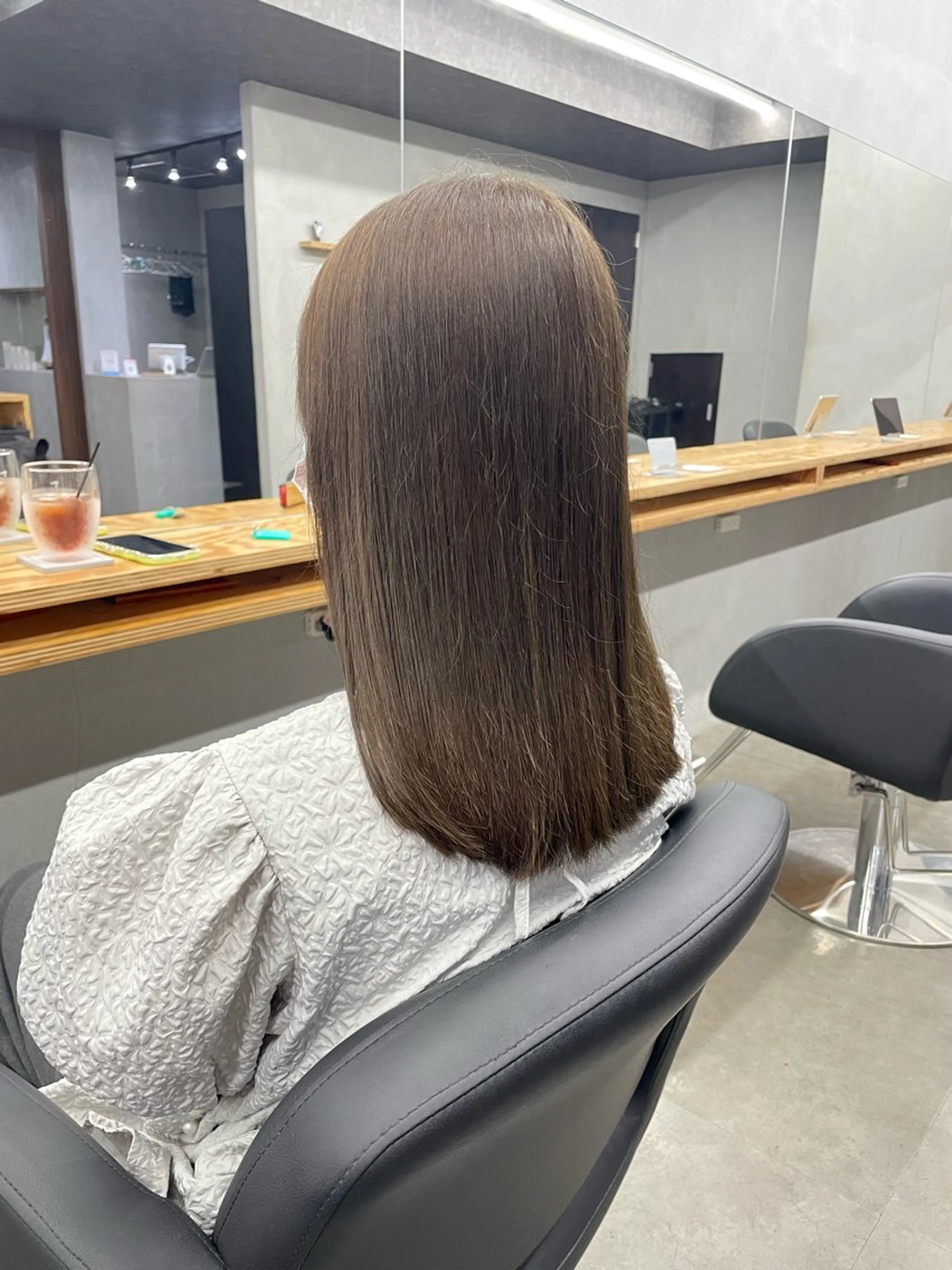 ミディアム カット ヘアカラー トリートメント ひより ／Nのヘアスタイル