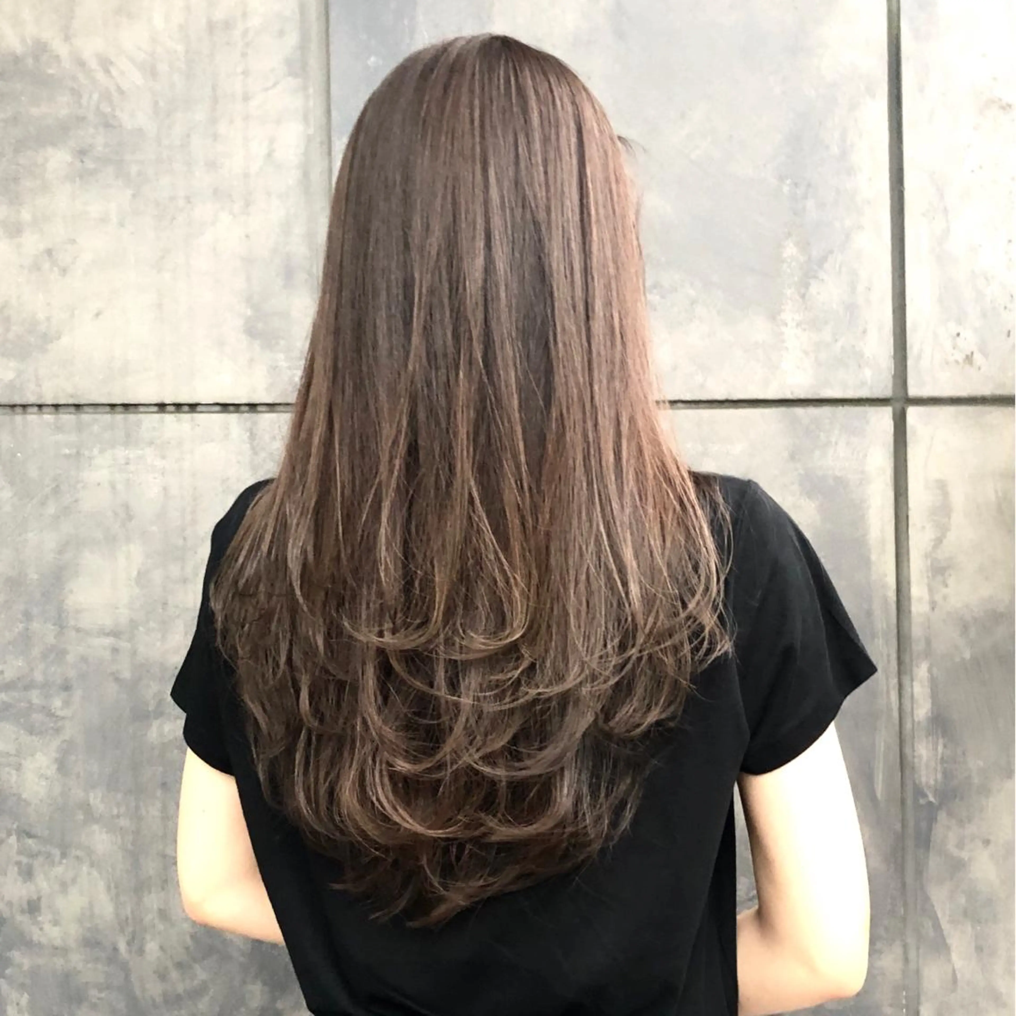 ロング ヨシンモリ ムルギョル巻き 韓国風ヘア レイヤーカット シースルーバング サロウィン所属・K-POP好き美容師 🇰🇷Kai.Yのヘアスタイル