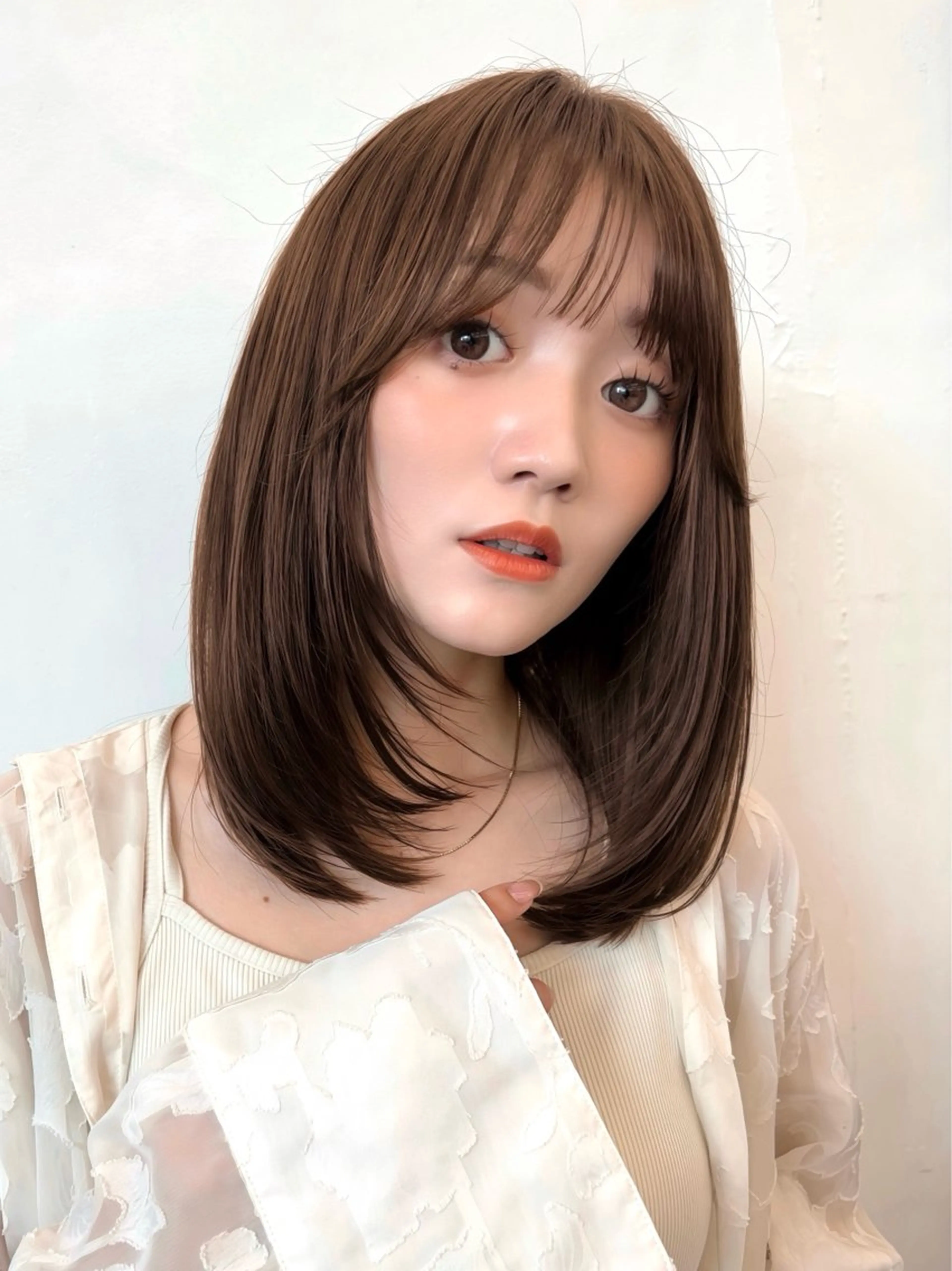 ミディアム カラー ヘアアレンジ ベージュカラー 透明感カラー ボブ レイヤーカット カット ヘアカラー トリートメント 🌱ボブ/レイヤー/ ベージュ/あやみ✨のヘアスタイル