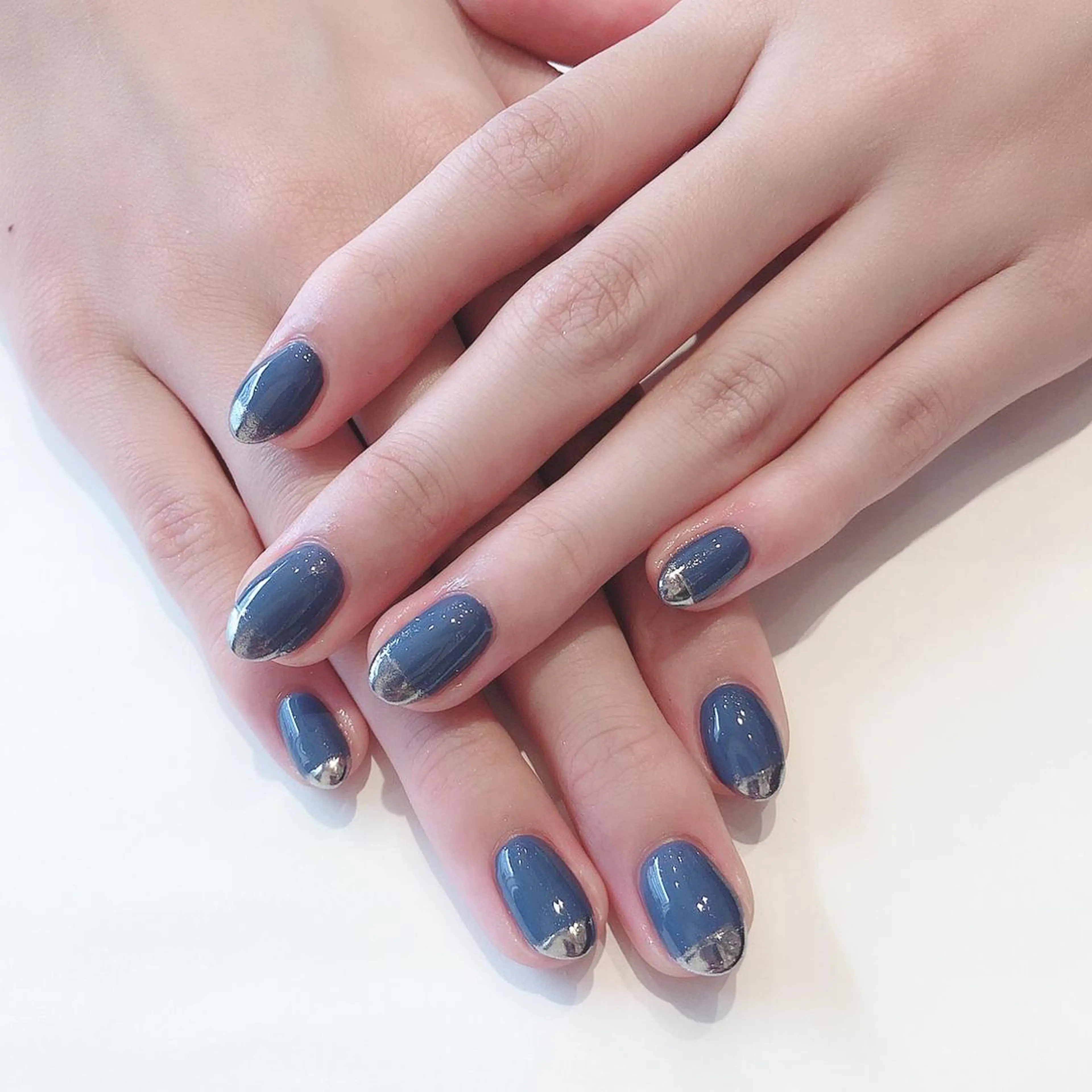 ネイル ミラーネイル 桜 成美のエステ・リラクイメージ