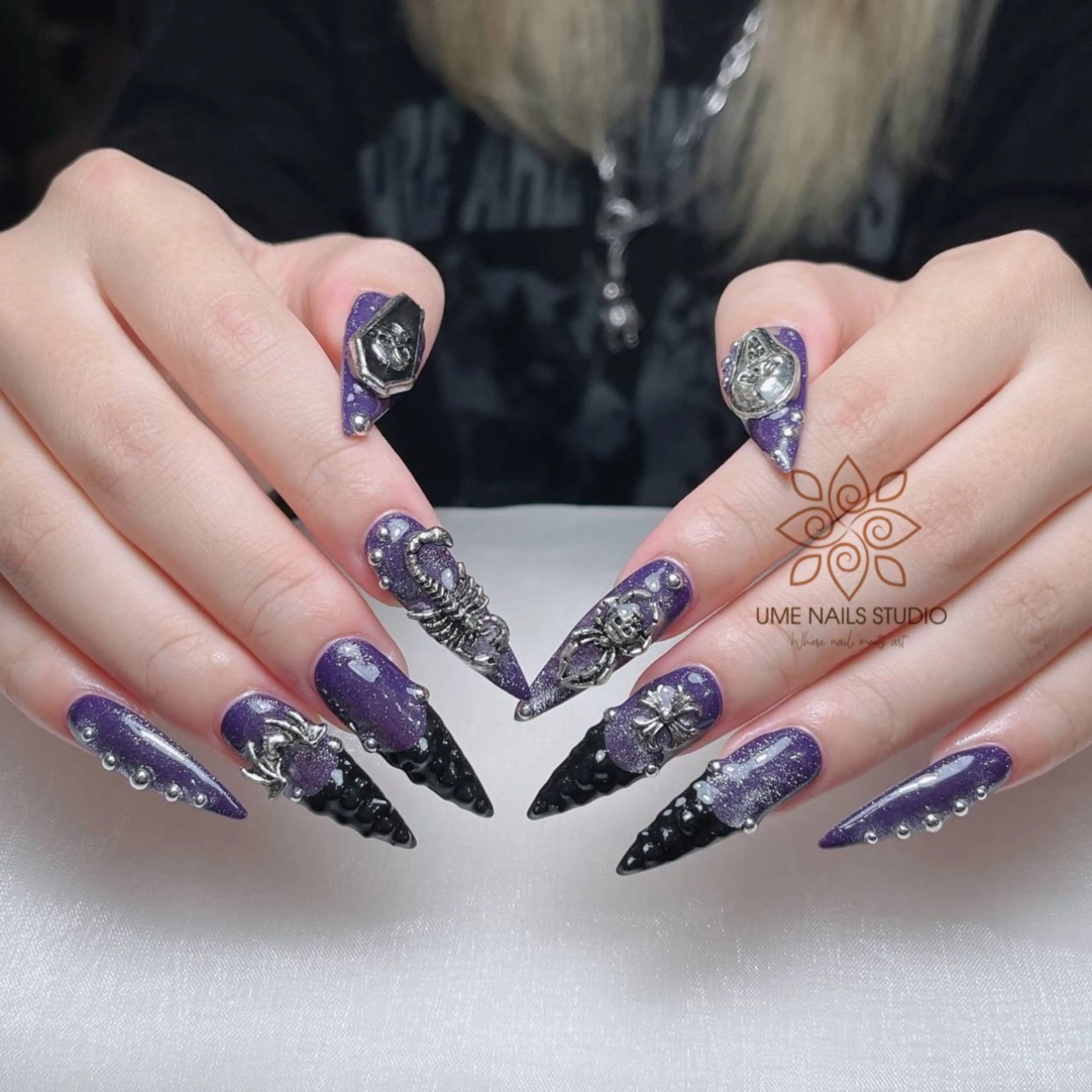 ネイル チークネイル クリアネイル ガーリー キラキラネイル 韓国ネイル ハンドネイル Ume Nail Studioのネイルデザイン