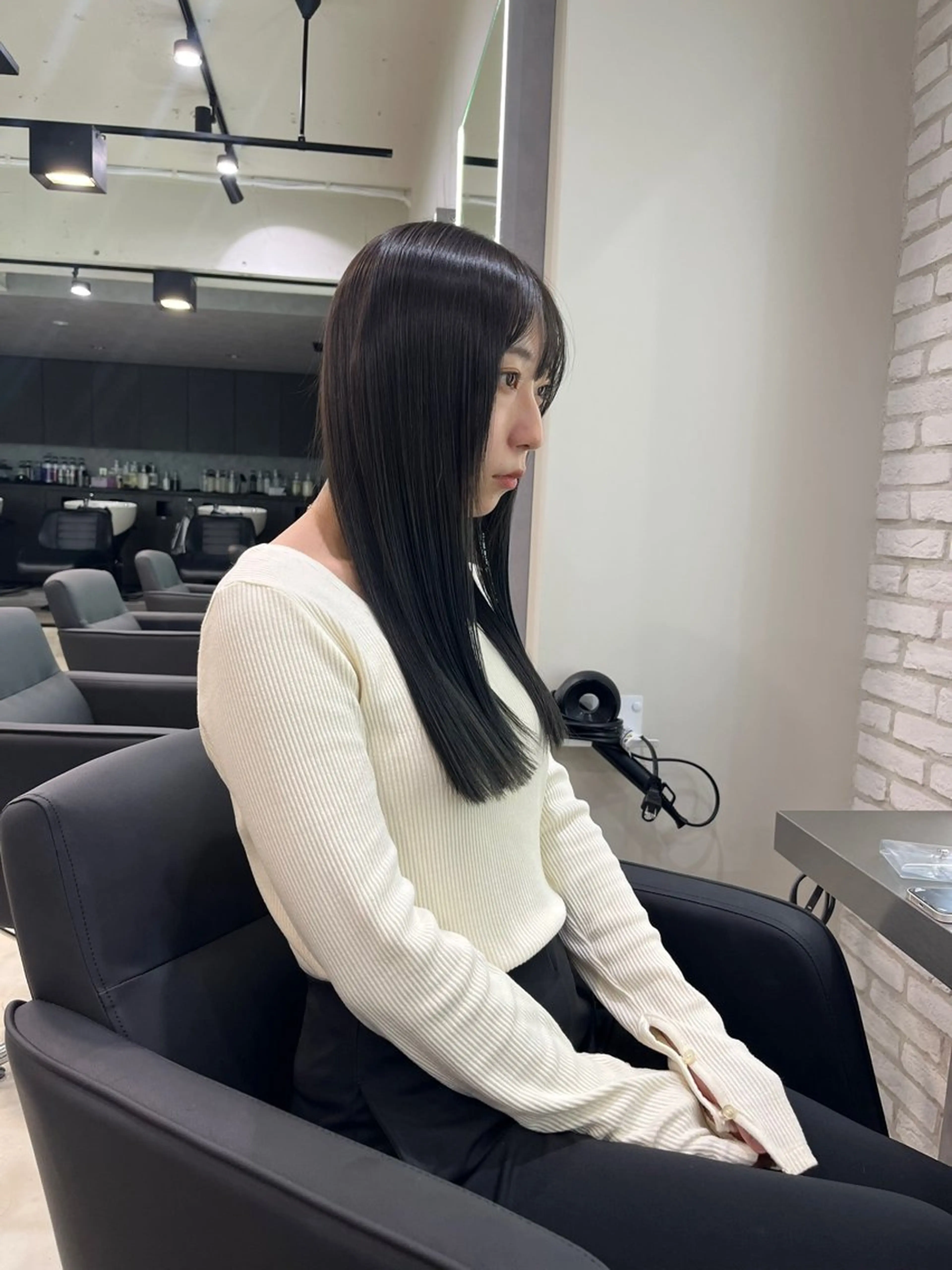 ロング カラー 黒髪 ブルーカラー ブルーブラック 韓国風ヘア トリートメント カット ヘアカラー トリートメント ぱっつんボブ☆メンズ カットYUTOのヘアスタイル