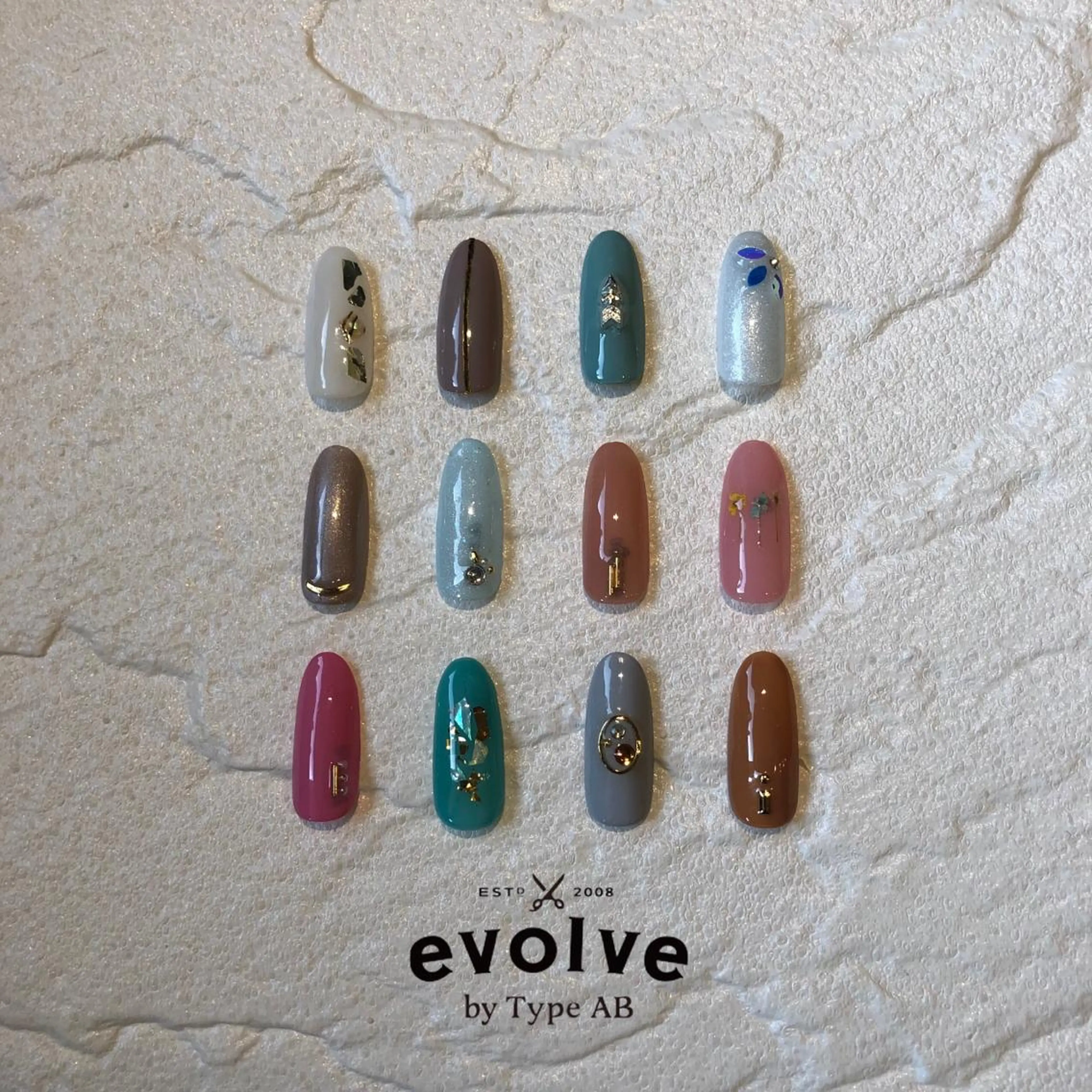 ネイル CHILO 小川のネイルデザイン