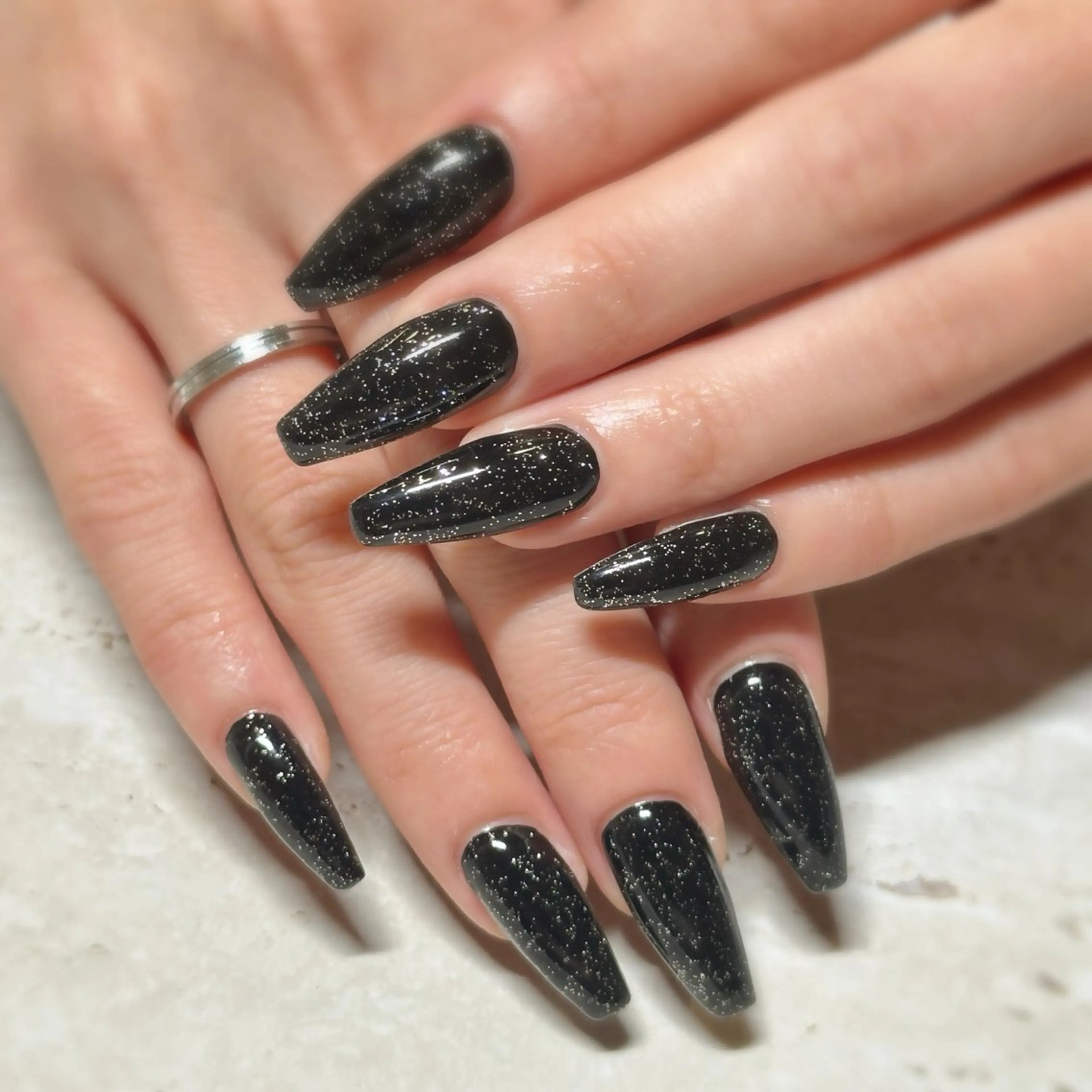 ネイル ハンドネイル sofa国分寺店 川出 玲奈のネイルデザイン