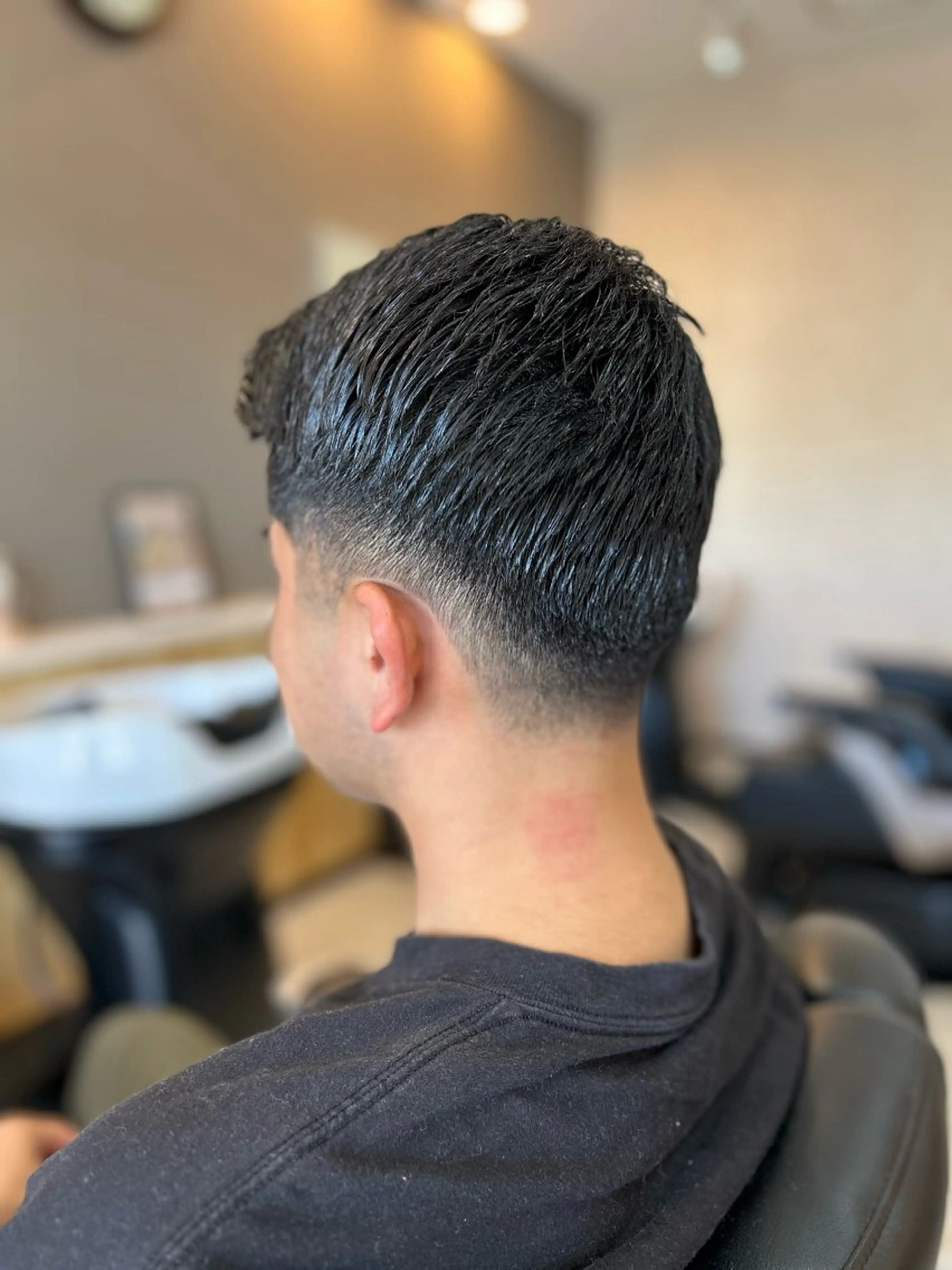 ショート メンズ カット THEBARBER TEN所属・伊禮 海凪のヘアスタイル