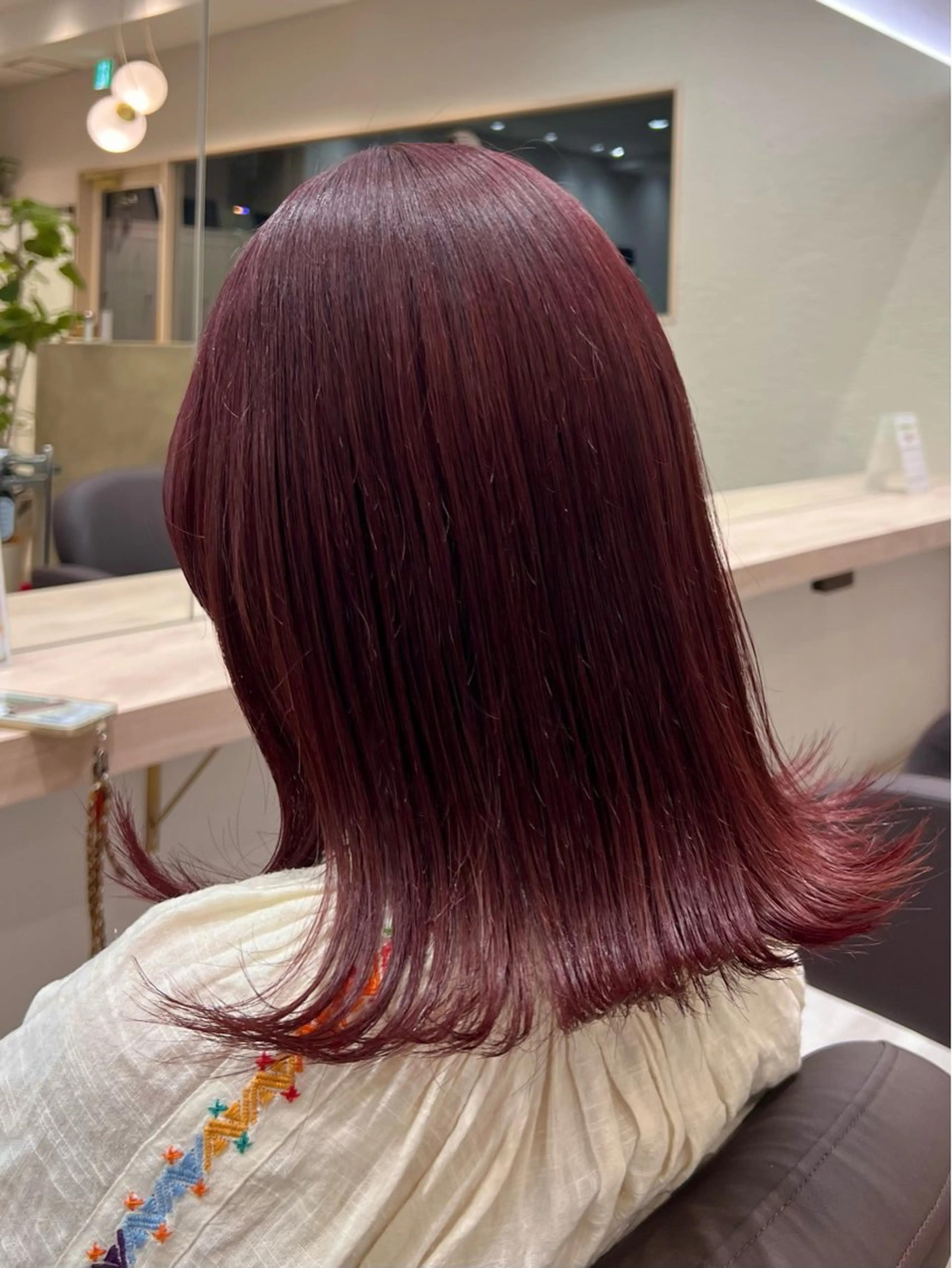 ミディアム カラー 艶カラー/カット atsumi🪷のヘアスタイル