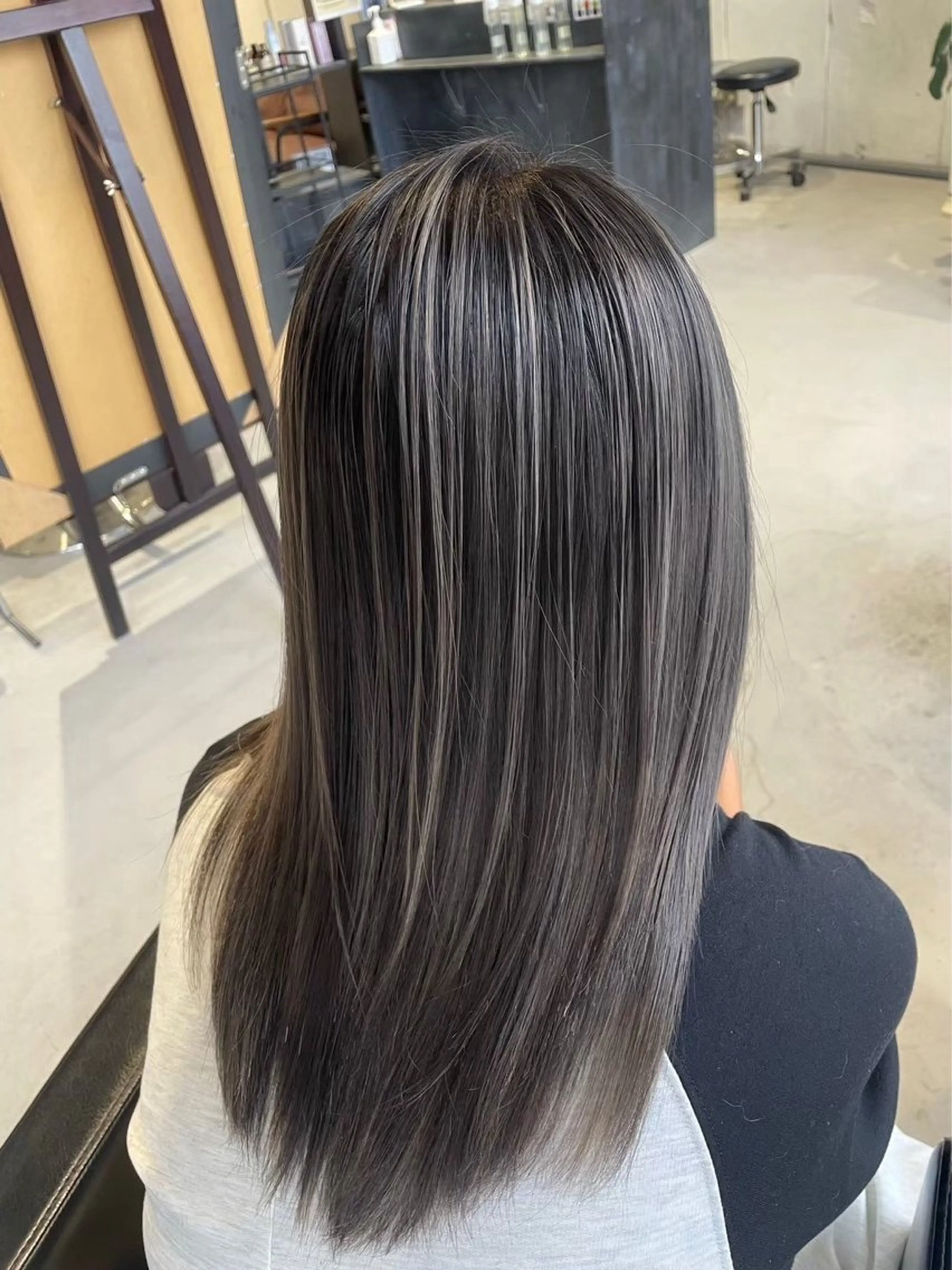 セミロング カラー ハイライトカラー ハイライト カット ヘアカラー トリートメント inc新小岩 🌱MANAMIのヘアスタイル