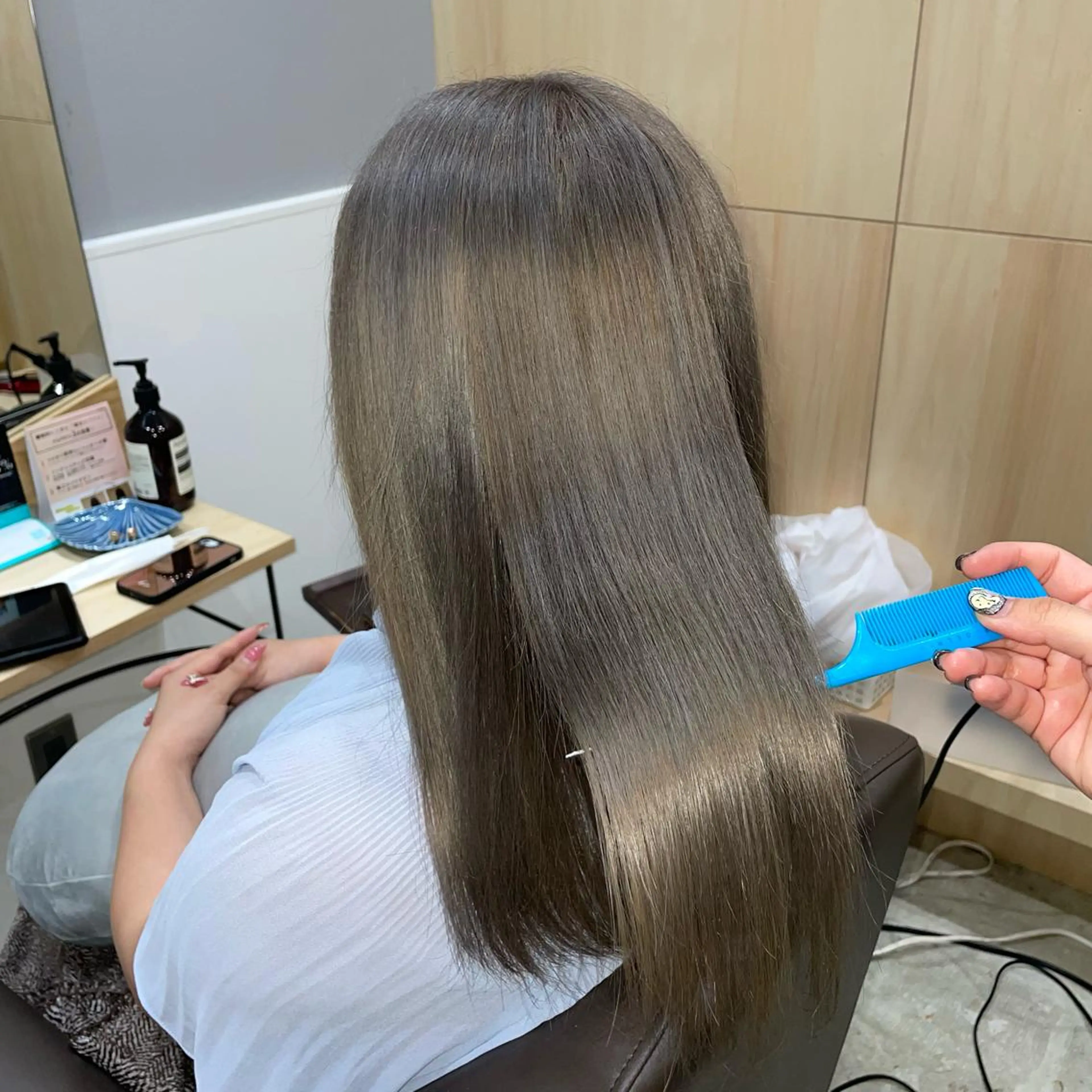 セミロング カラー ヘアカラー miloc那覇 MIKUのヘアスタイル