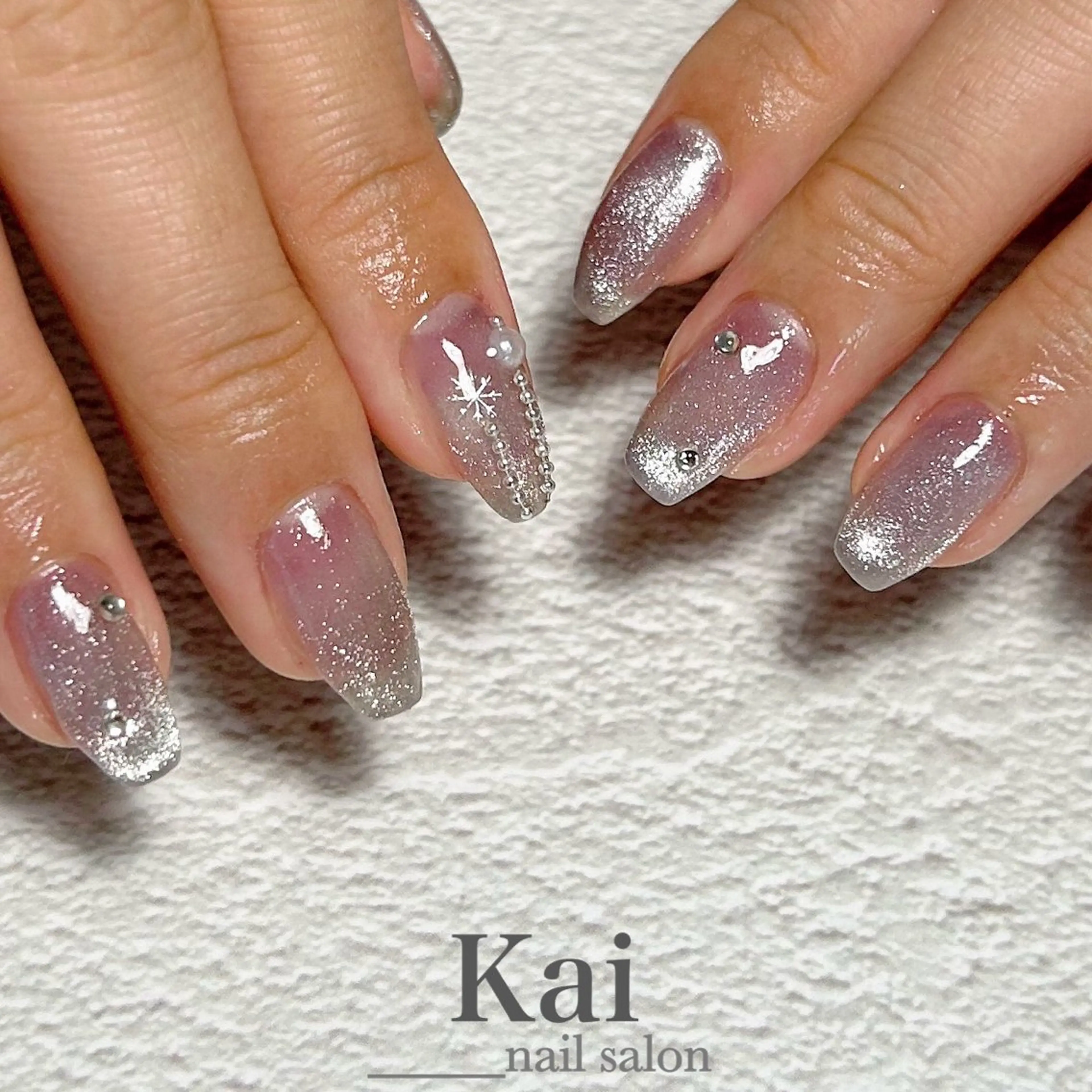 ネイル オーロラネイル ガーリー グラデーション キラキラネイル 韓国ネイル ハンドネイル Kai  nail Mayukoのネイルデザイン