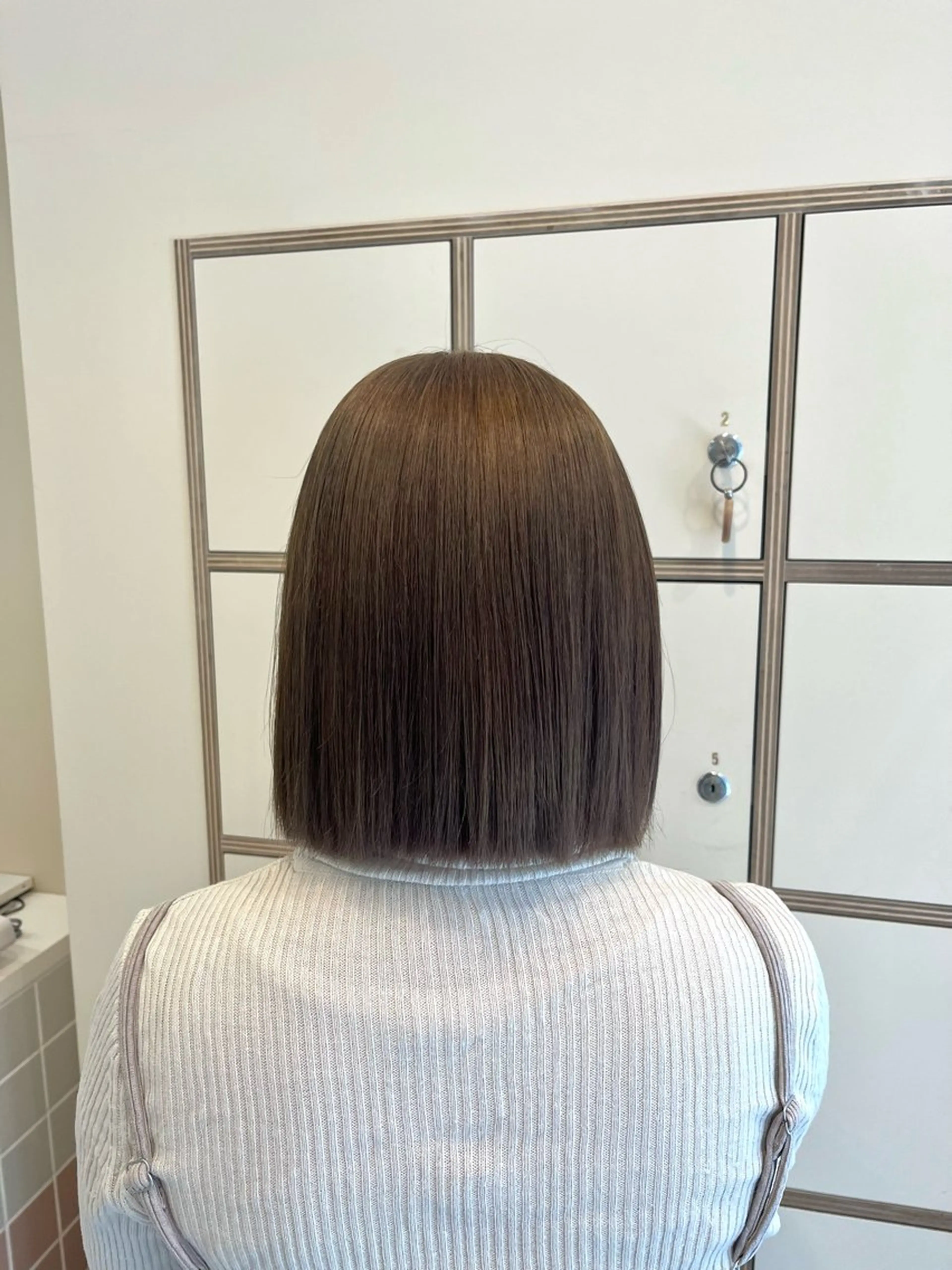 ミディアム ヘアカラー 山口 愛結のヘアスタイル