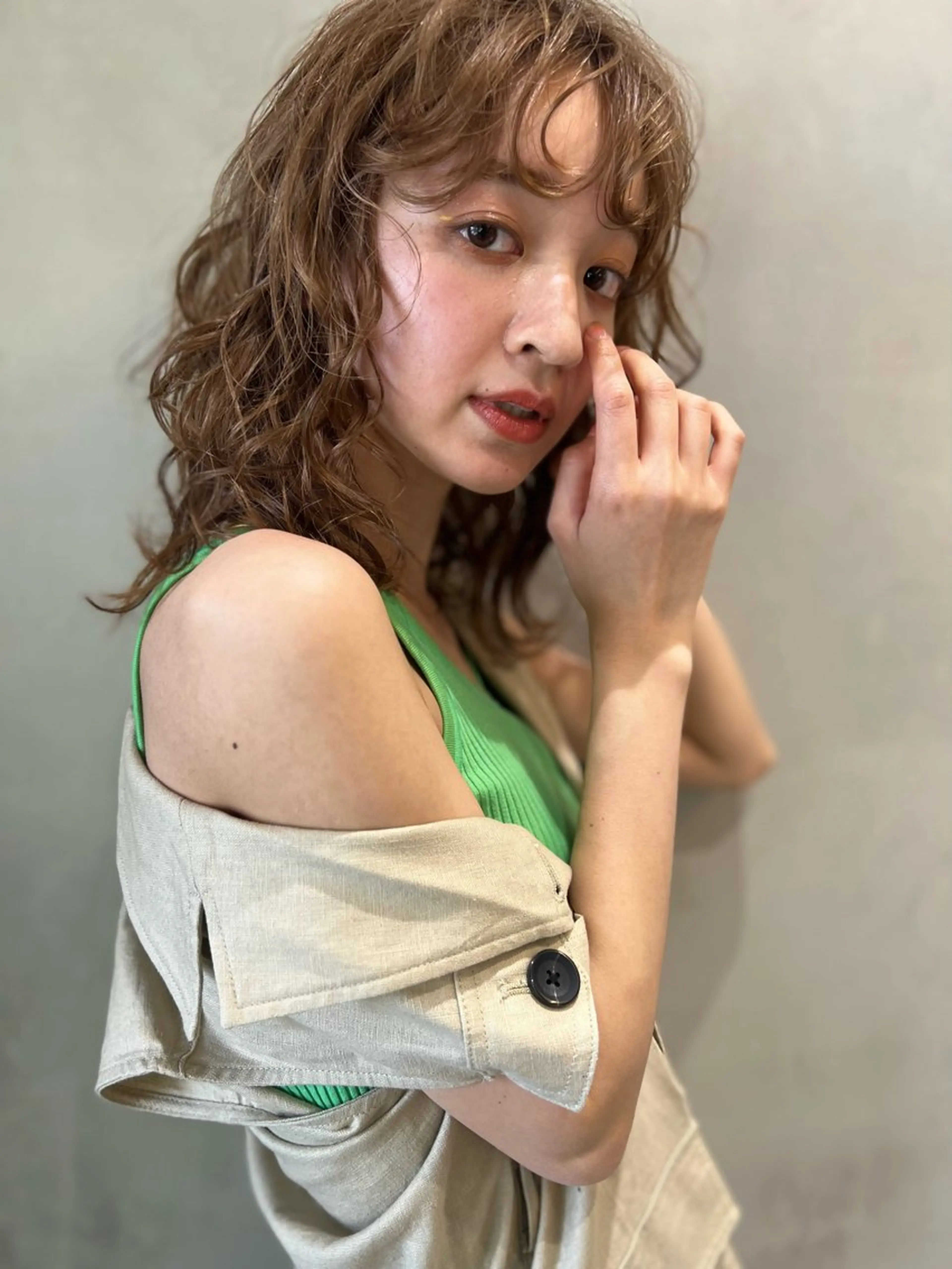ミディアム パーマ ヘアアレンジ 名駅ヘアセット💎耳 ツボ🦋Wakanaのヘアスタイル