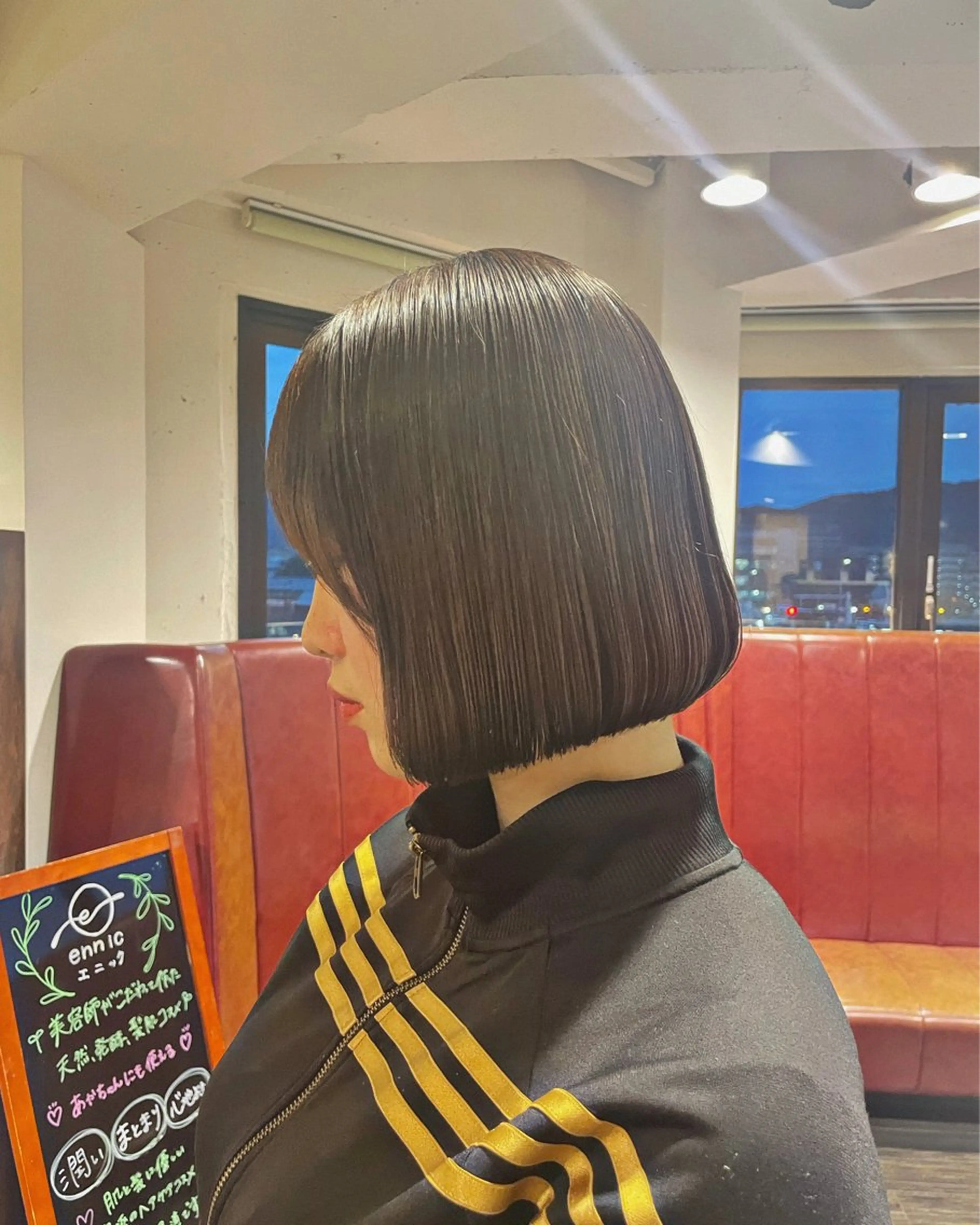セミロング カラー ボブ カット ヘアカラー 佐藤 綾郁のヘアスタイル