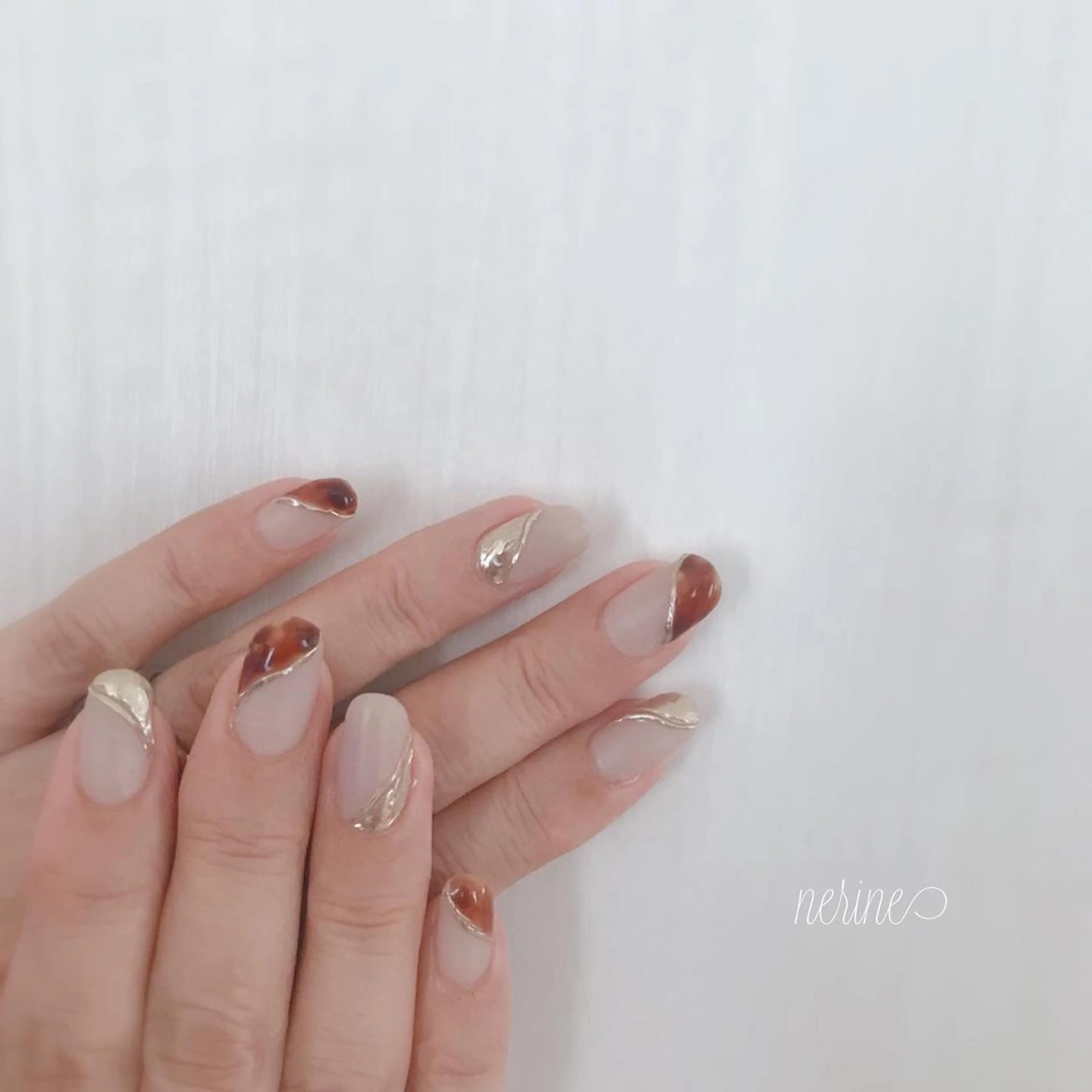 ネイル ミラーネイル ハンドネイル NAILST Naomiのネイルデザイン