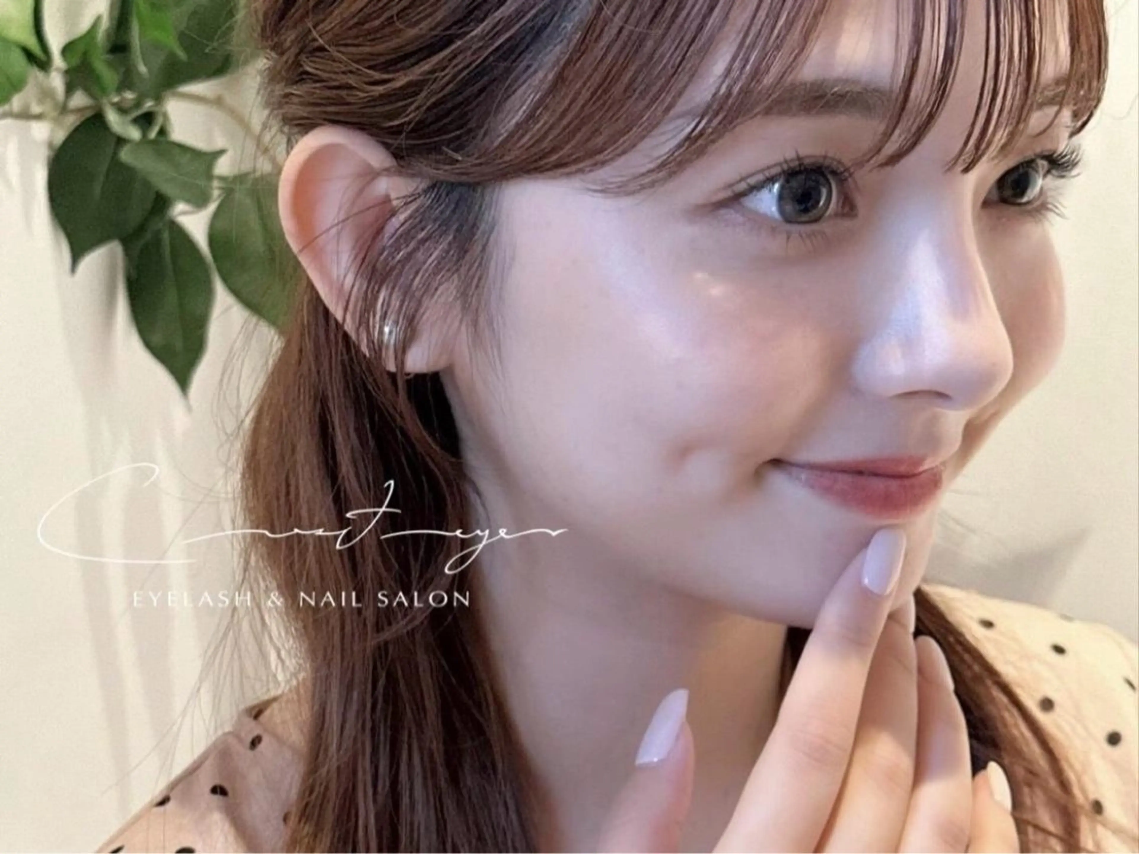 アイブロウ yui .crescentのネイルデザイン