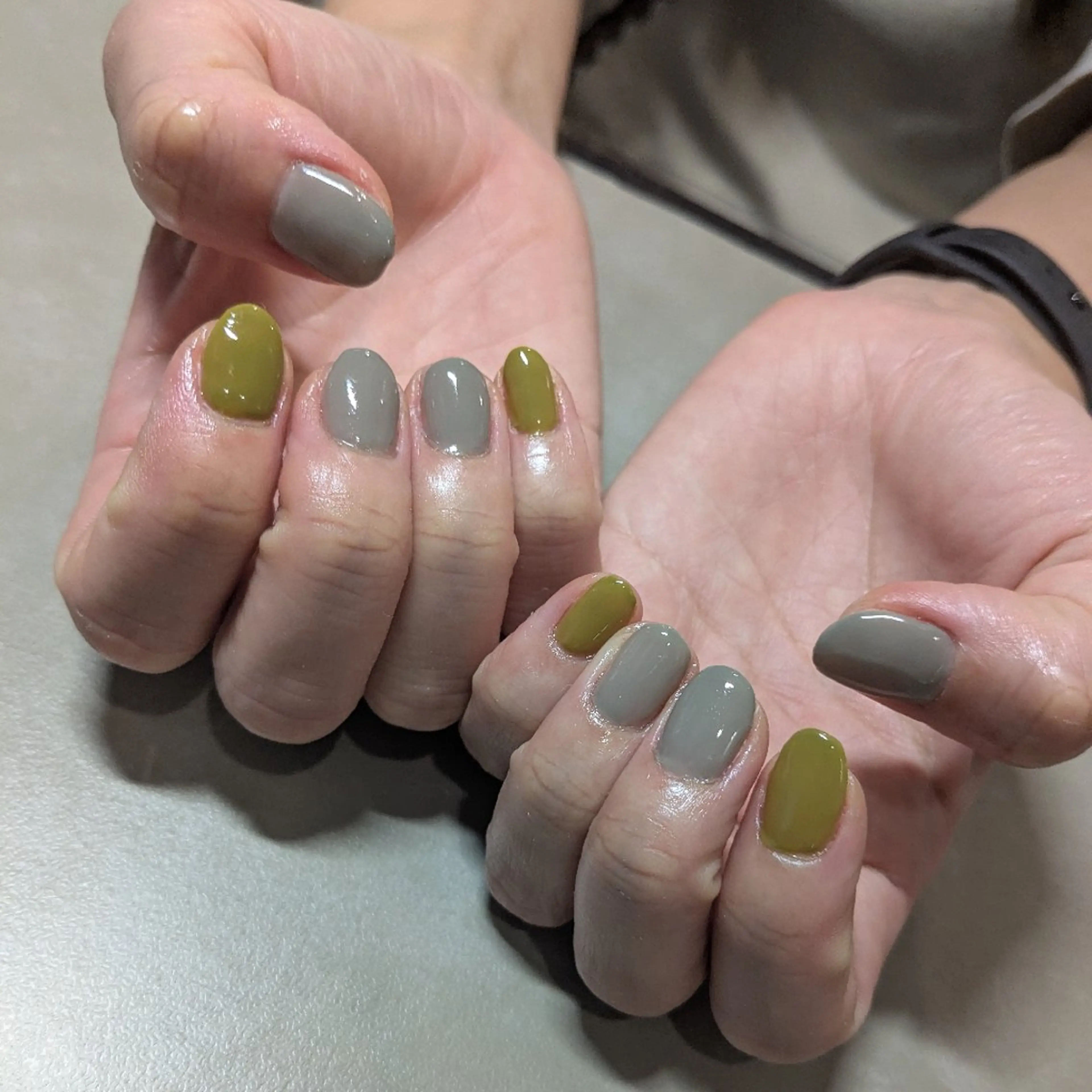 選べる!ワンカラーorグラデ（2色💛🩵までOK）（オフなし）の写真