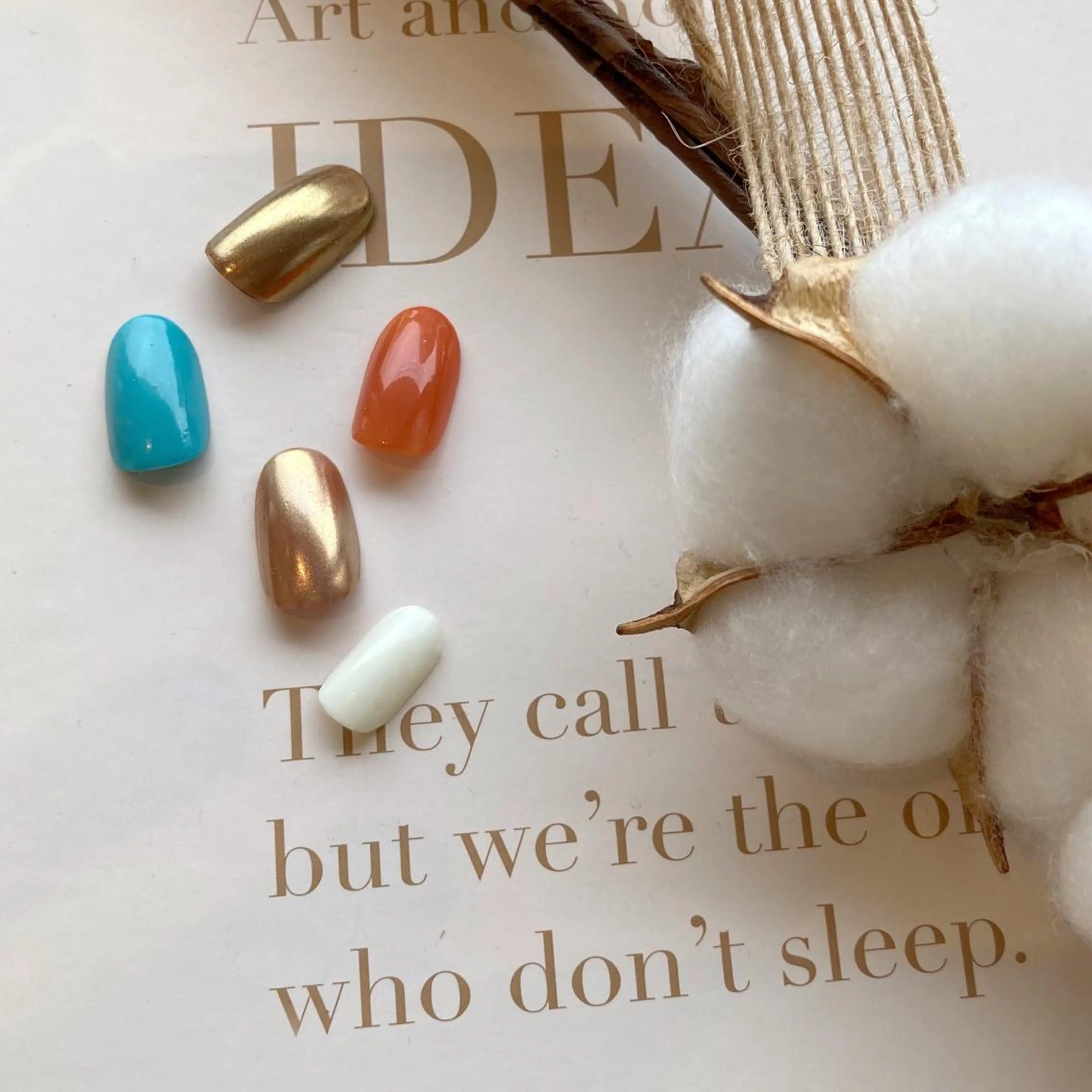 ネイル ワンカラーネイル mano+所属・砂田 はるかのネイルデザイン