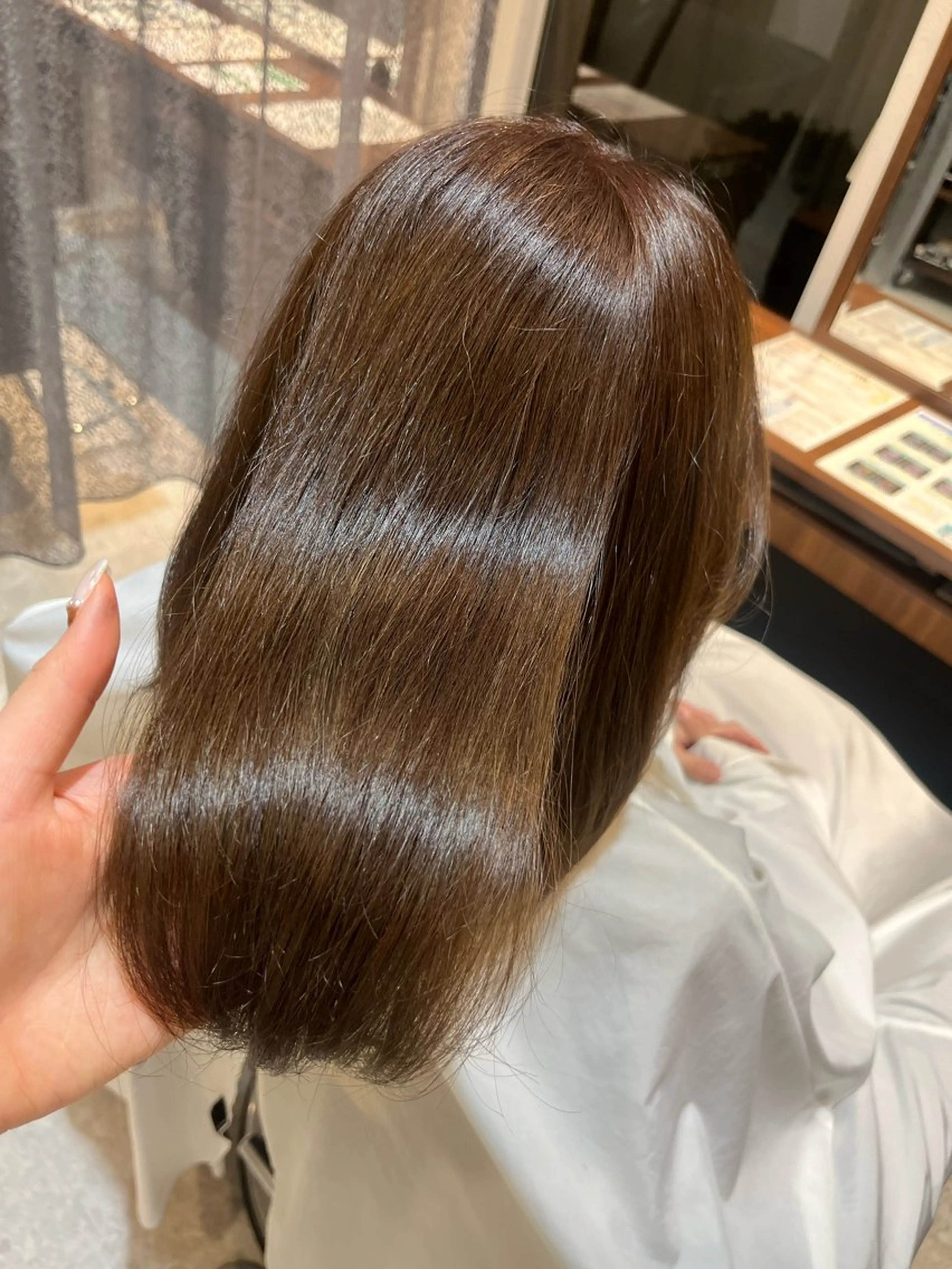 カラー 上田 美尋のヘアスタイル