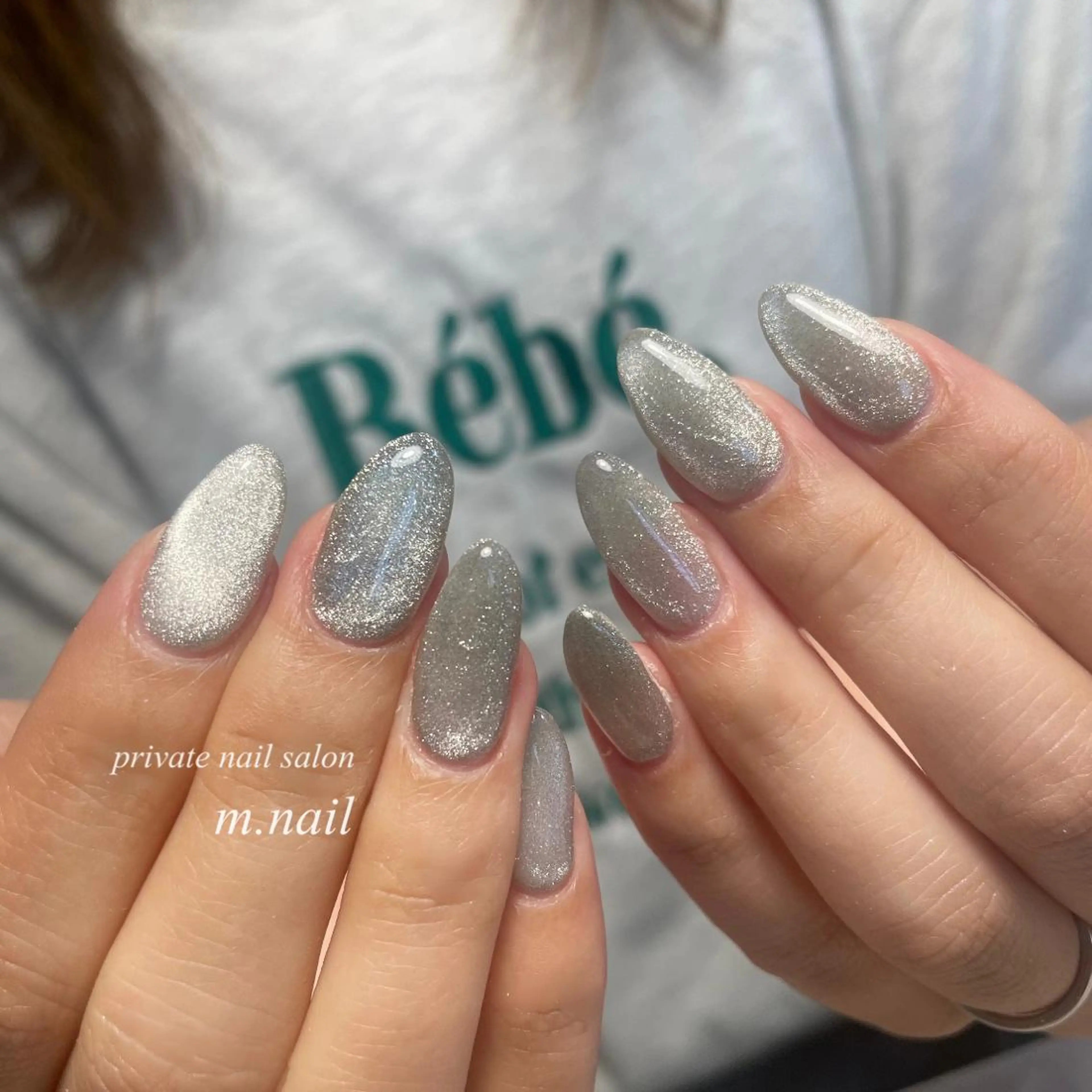 ネイル アートネイル ラメ(グリッター) マグネットネイル ニュアンスネイル オフィスネイル m.nail salonのネイルデザイン
