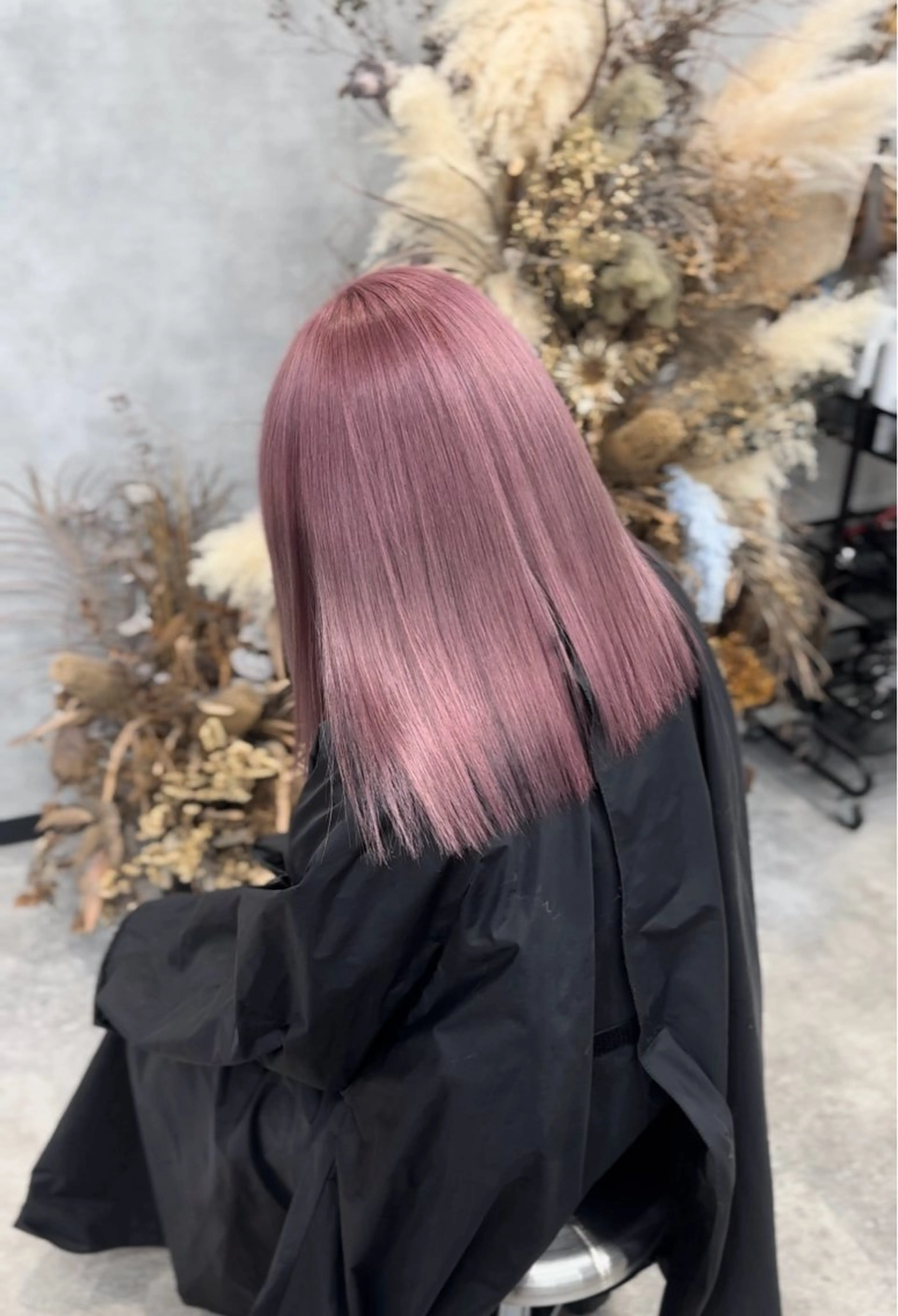 カラー ブリーチ ピンクカラー ZANKA所属・高橋 佳奈美のヘアスタイル