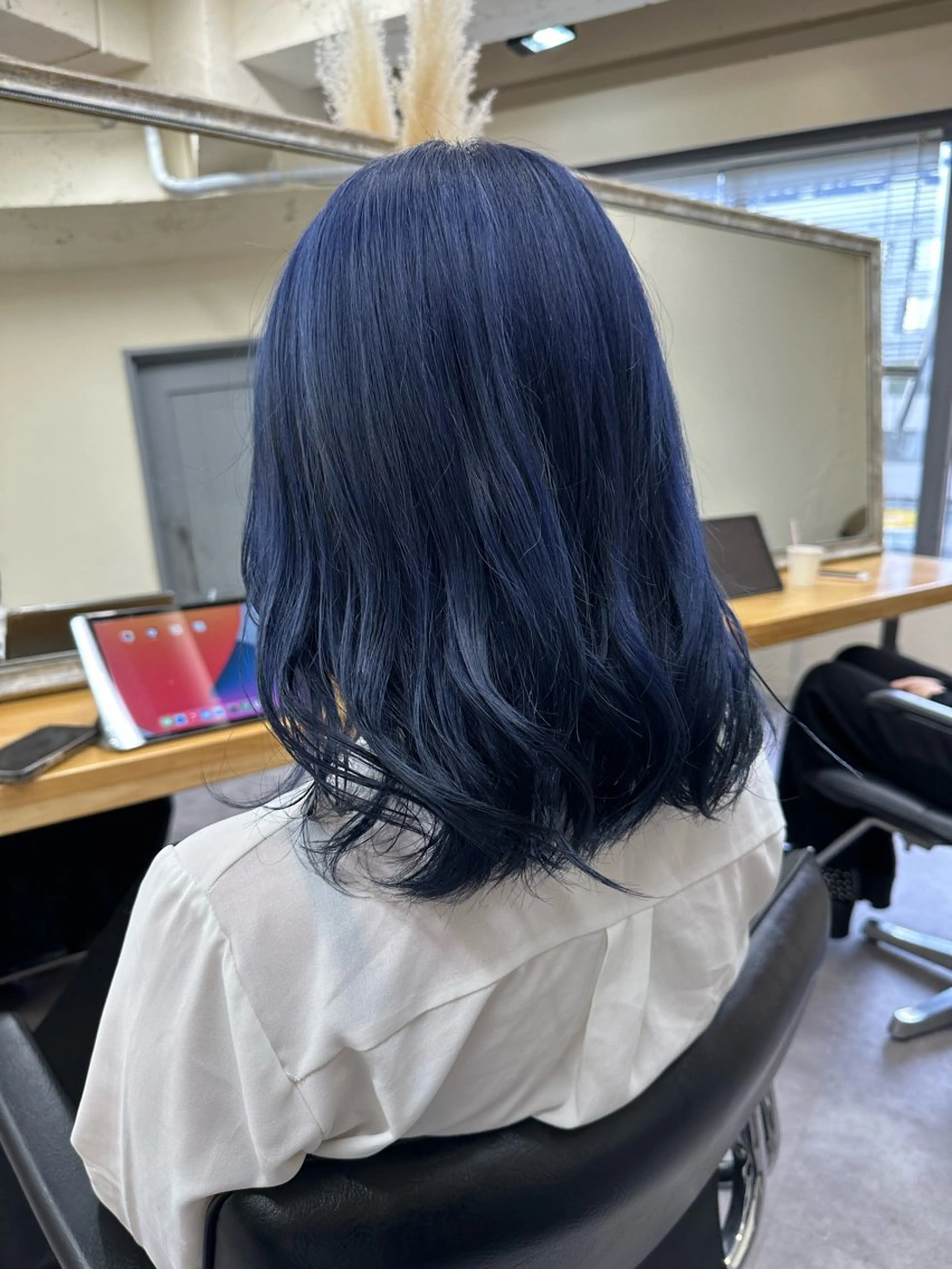 ミディアム カラー ヘアカラー 🌸柔らかハイトーン 🧃Shionのヘアスタイル