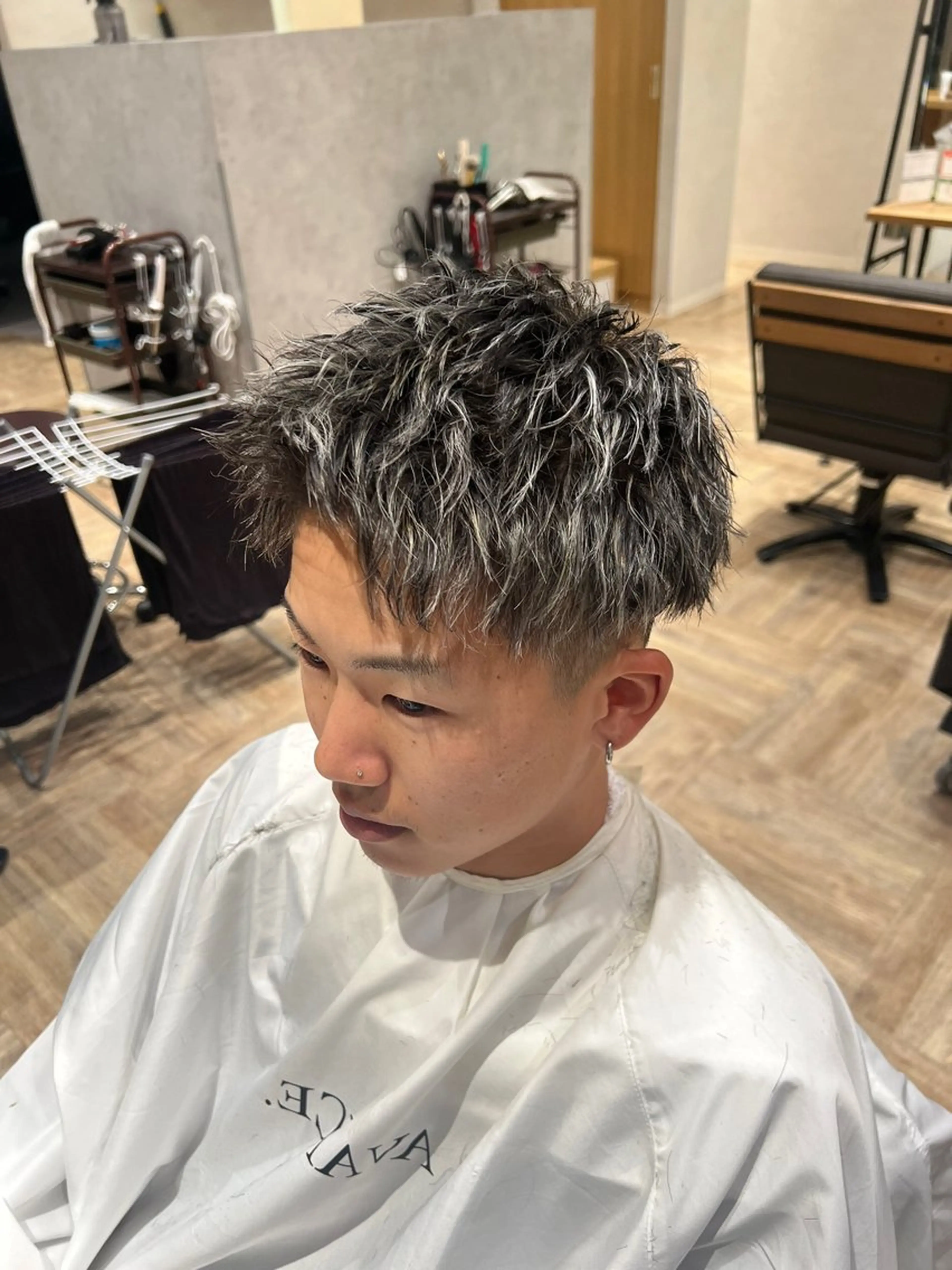 カラー パーマ メンズ メンズメッシュ メッシュ AVANCE.堺東店舗所属・AVANCE. 玉置日向我のヘアスタイル