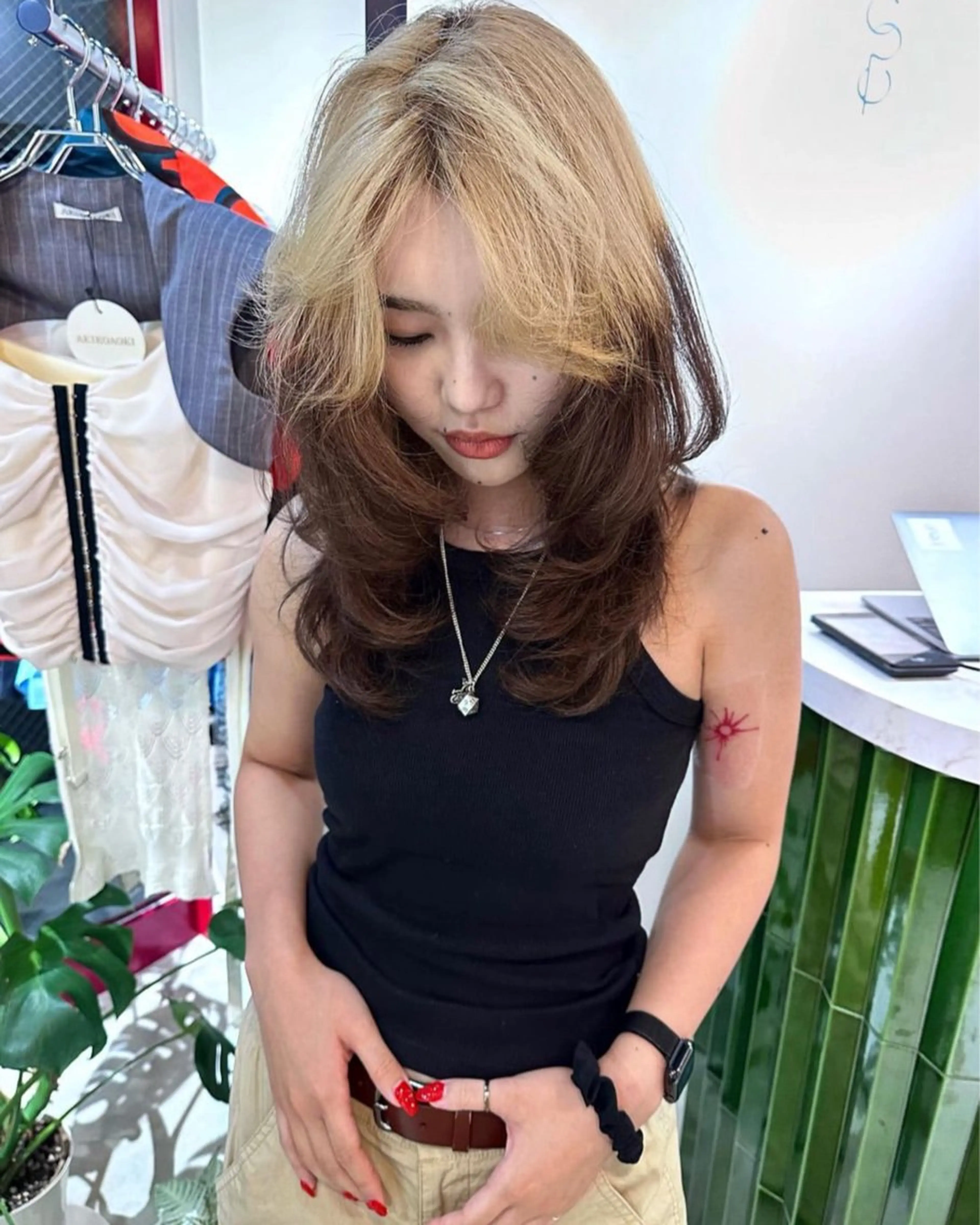 ロング カラー ナチュラル・ハイトー ン🏆HINOKIのヘアスタイル