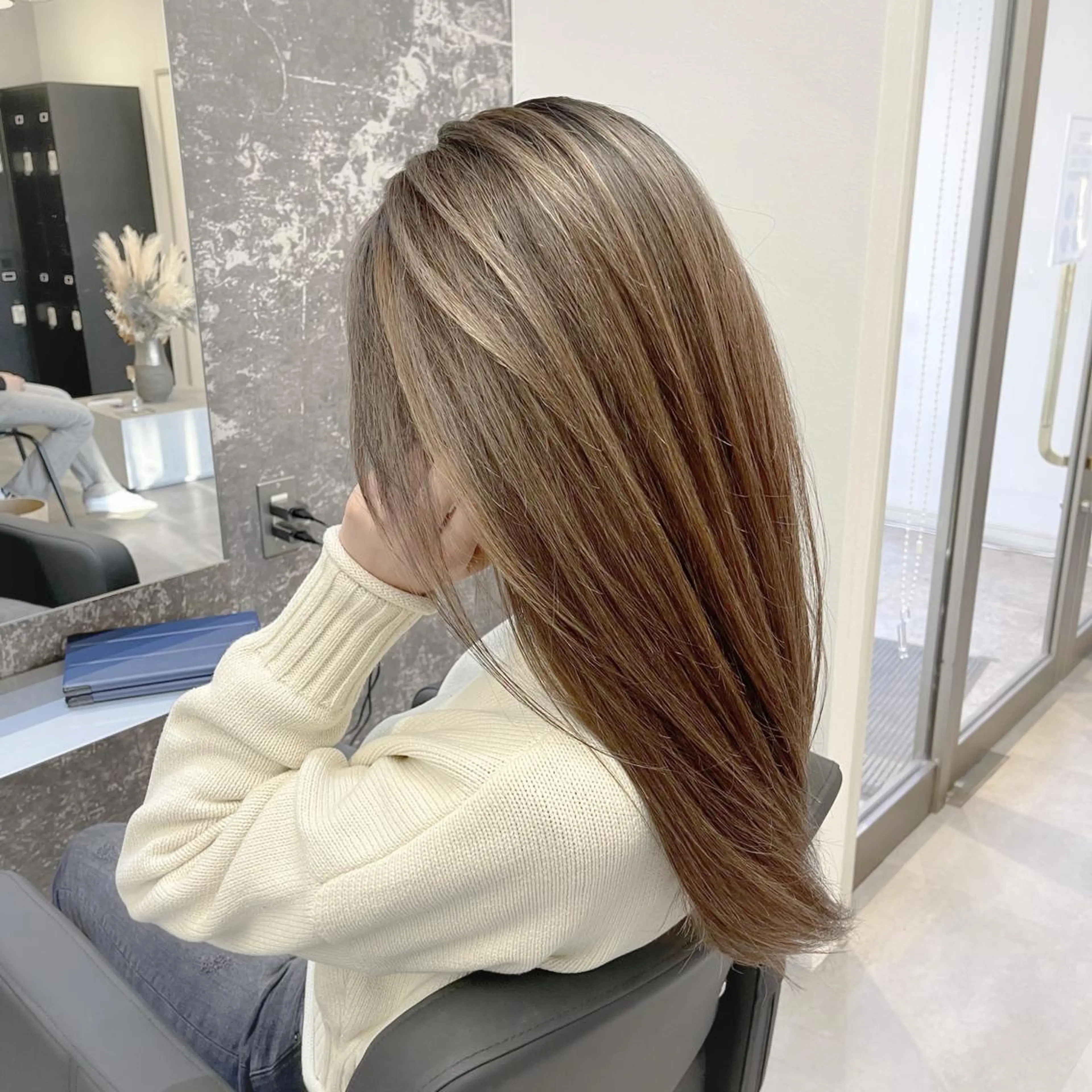 ロング カラー バレイヤージュ デザインカラー ハイライトカラー 外国人風カラー ハイライト アンドウ ユウ/ レイヤーカット/韓国のヘアスタイル