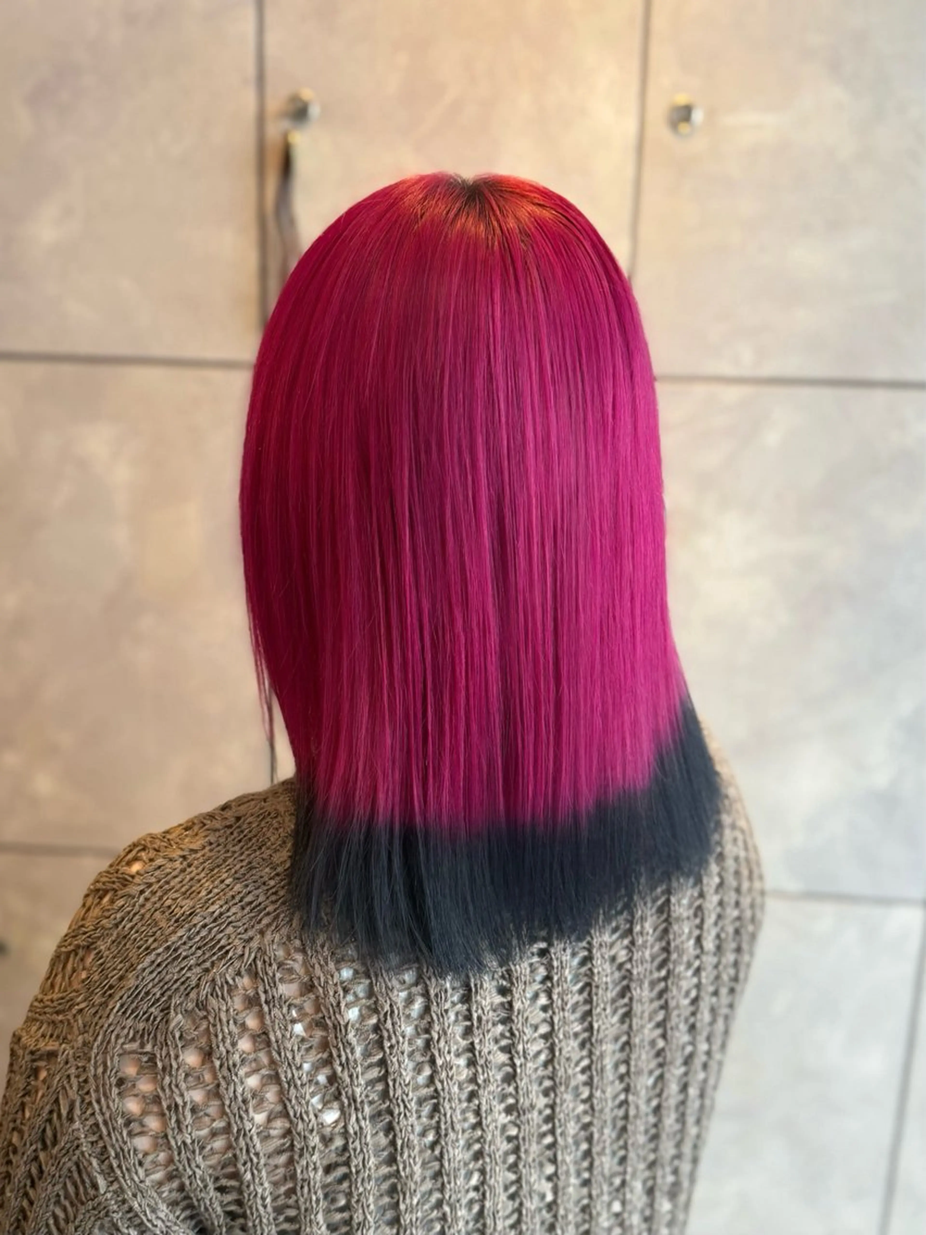 セミロング カラー 🎀ハイトーン・艶 カラー HANA🎀のヘアスタイル