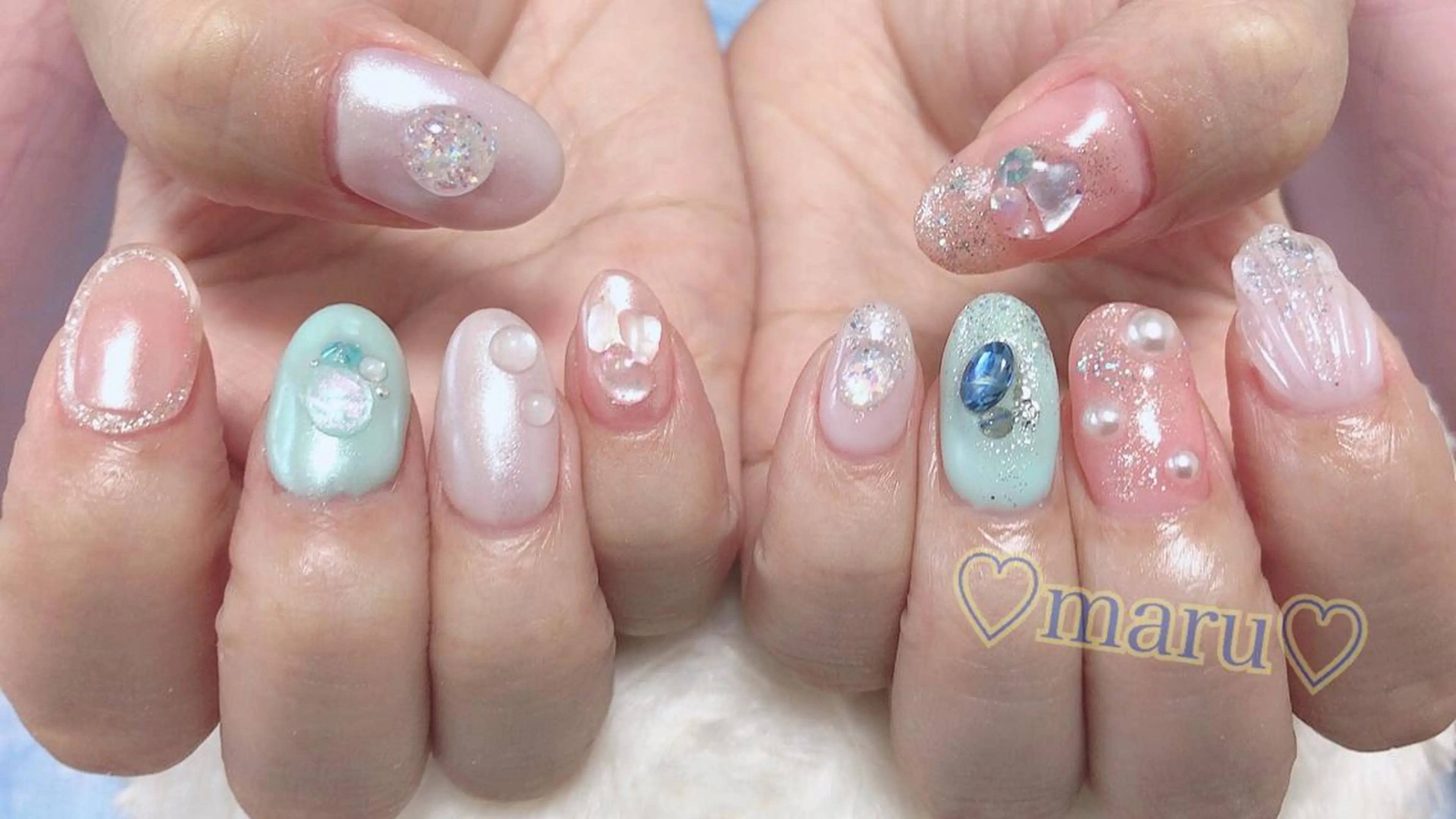 ネイル ハンドネイル フットネイル まるみ♡8/25- 31お休み🙇‍♀️のネイルデザイン