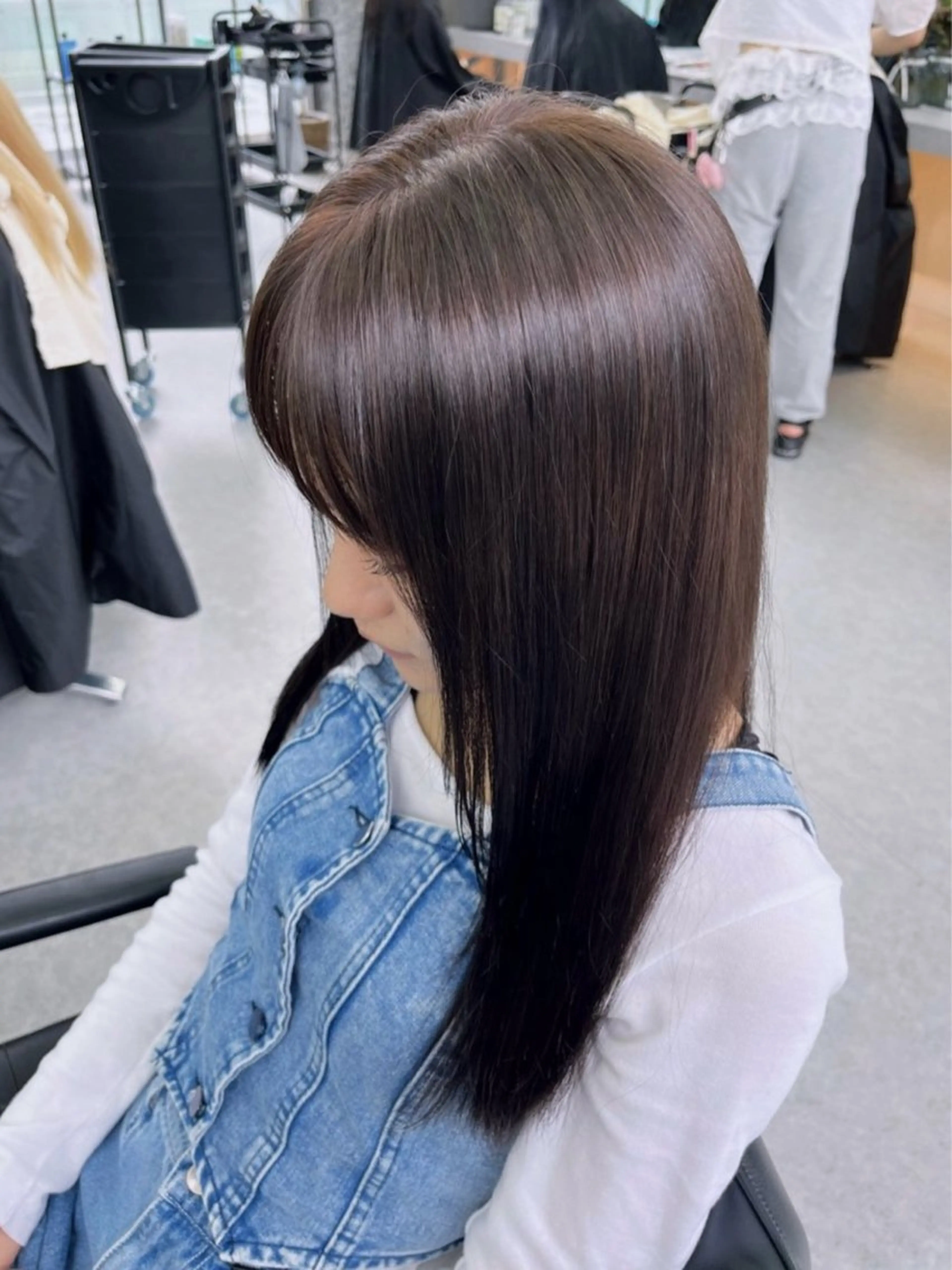 ロング カラー ヘアカラー MONA HARUNAのヘアスタイル
