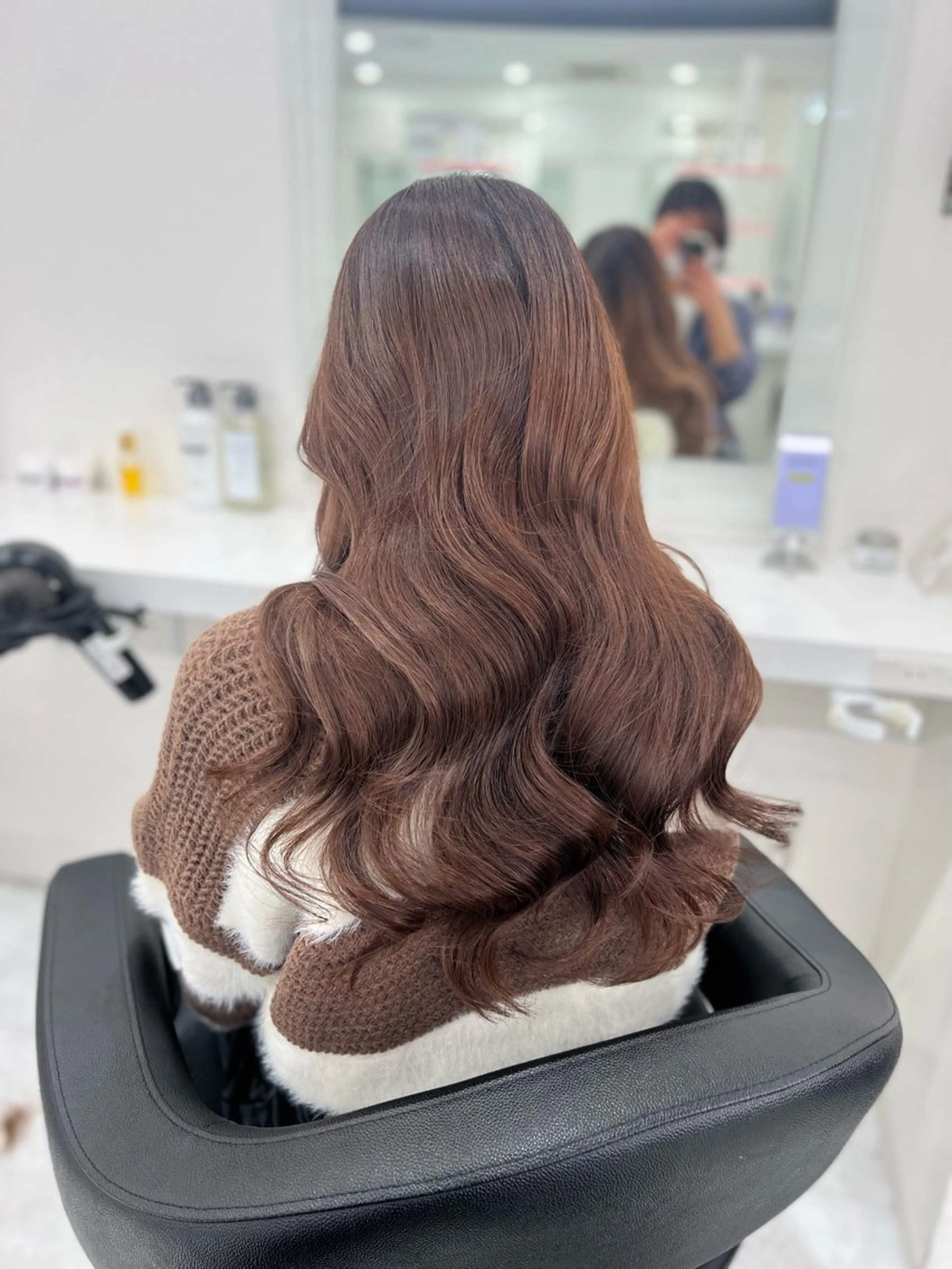 ロング カラー オリーブカラー🫒 レイヤーカット✂︎のヘアスタイル