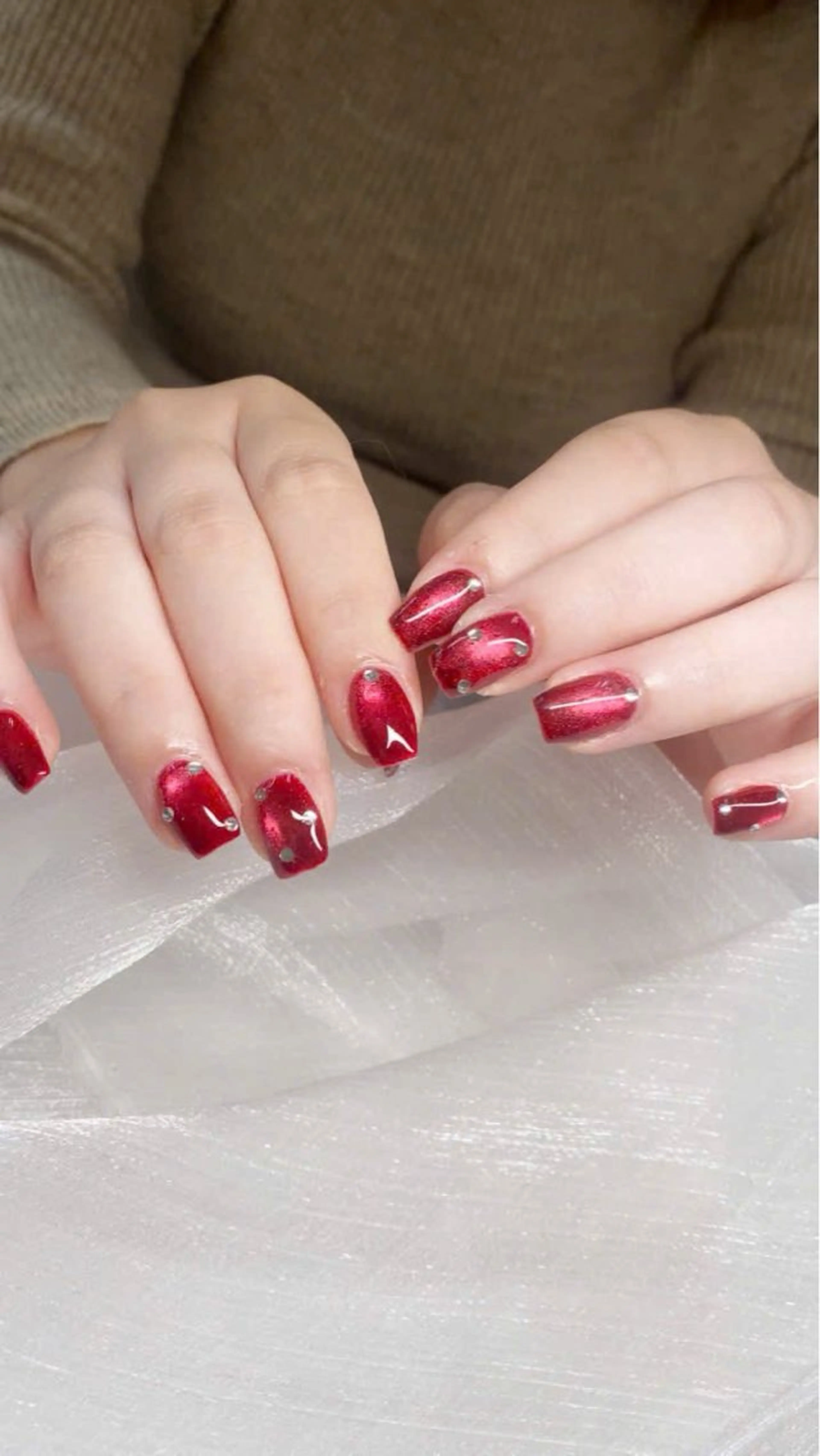 ネイル フレンチネイル グラデーション マグネットネイル ニュアンスネイル オフィスネイル ハンドネイル ハンドケア Hara Nail 【パラジェル使用】のネイルデザイン