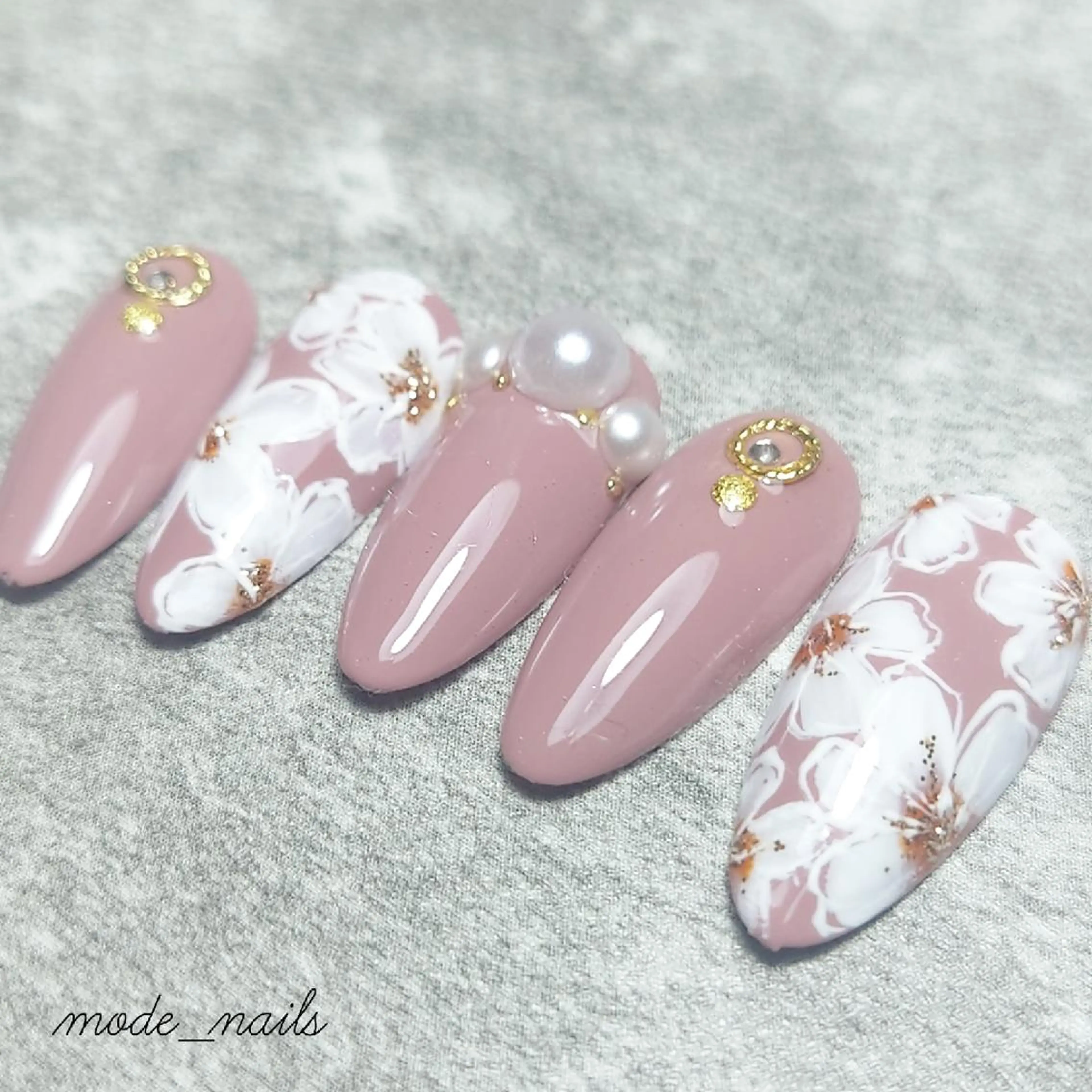 ネイル 滋賀県草津市ネイル mode_nailsのネイルデザイン