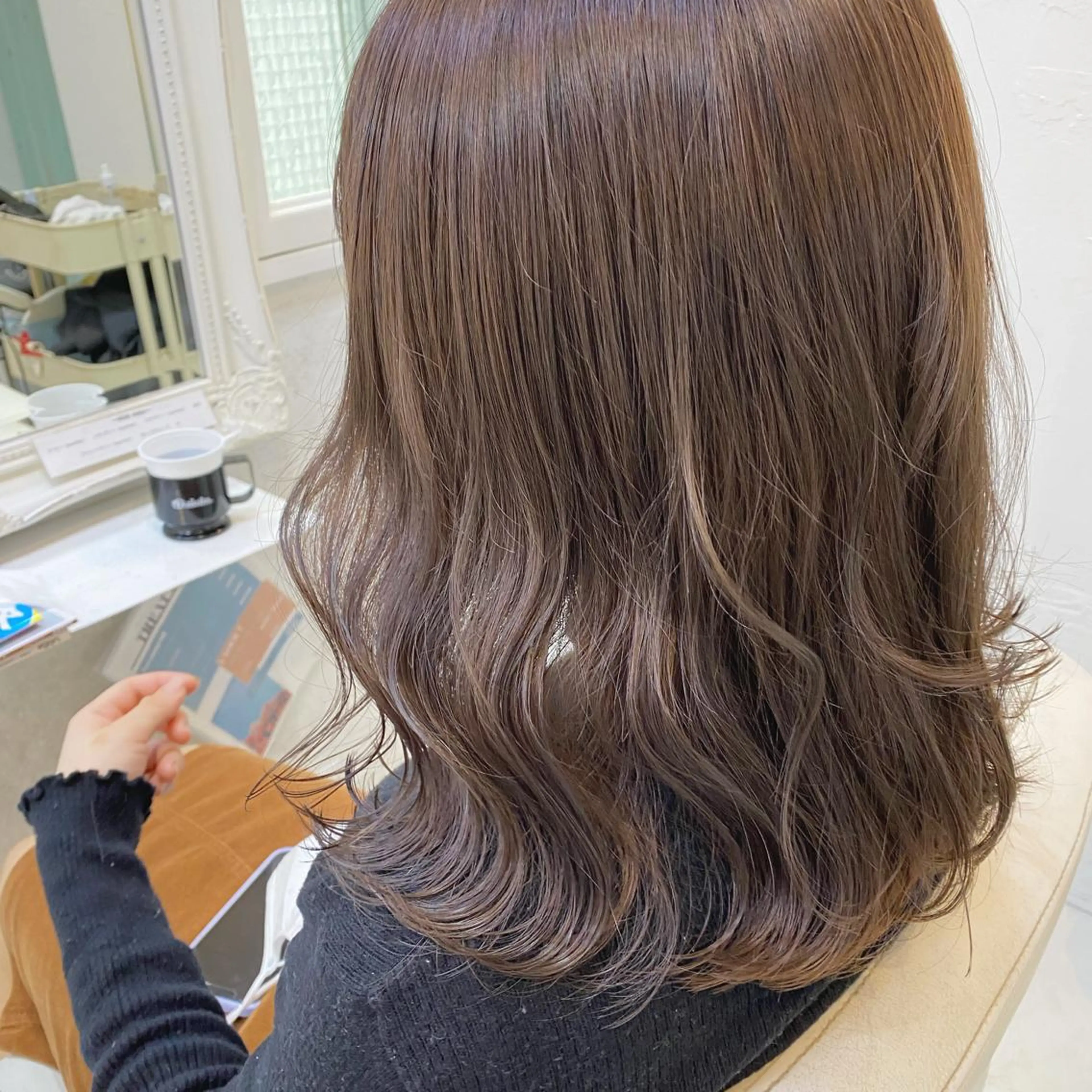 ミディアム カラー ヘアアレンジ マツエク・マツパ アイブロウ ベージュカラー カット ヘアカラー トリートメント Noah's　Ark所属・透明感カラー🫧ヘア セット🫧松本菜月の眉毛・アイブロウイメージ