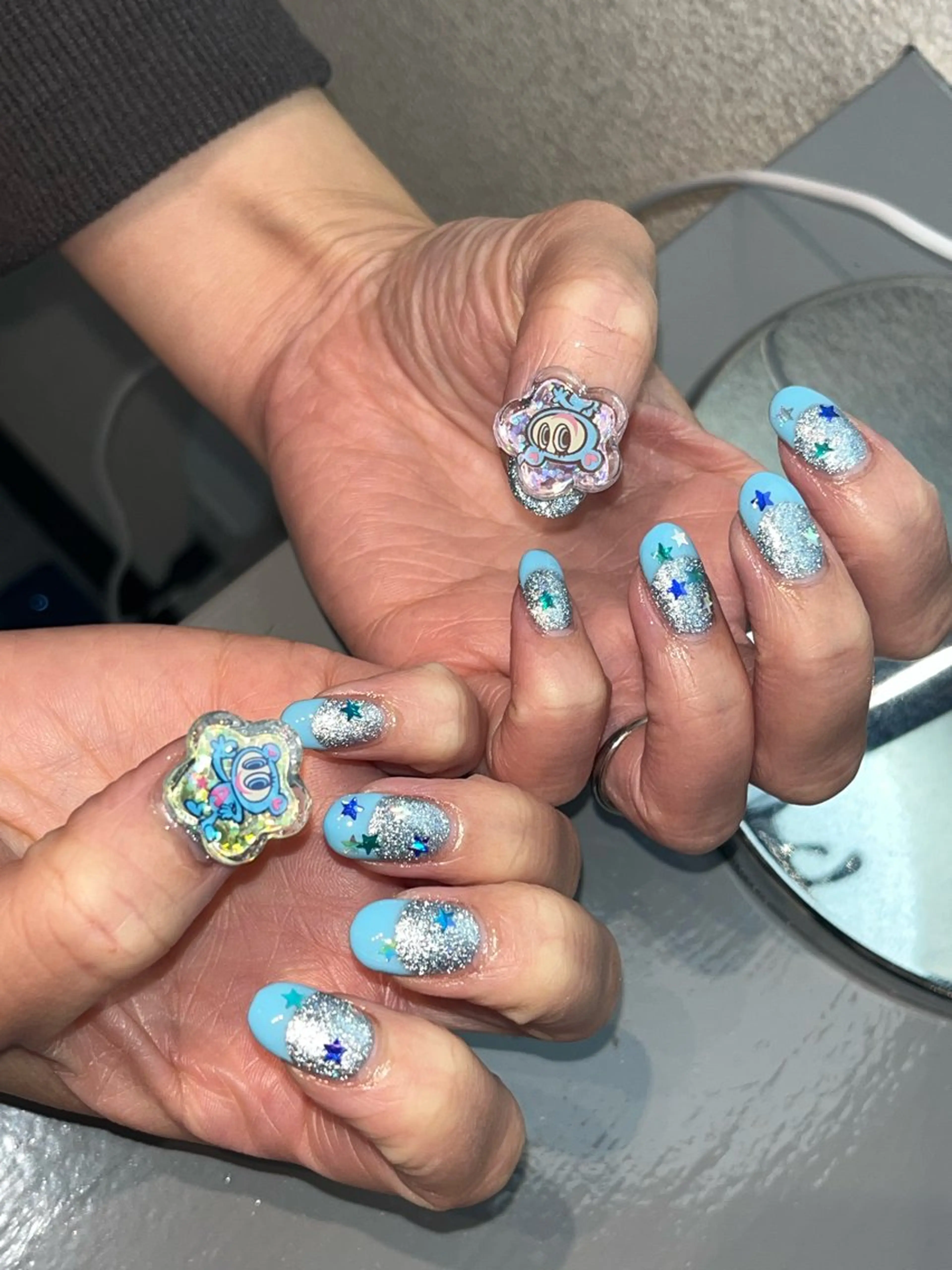 ネイル フラッシュネイル フラッシュマグ マグネットネイル 持ち込み ハンドネイル NailByua 武蔵新城徒歩4分のネイルデザイン