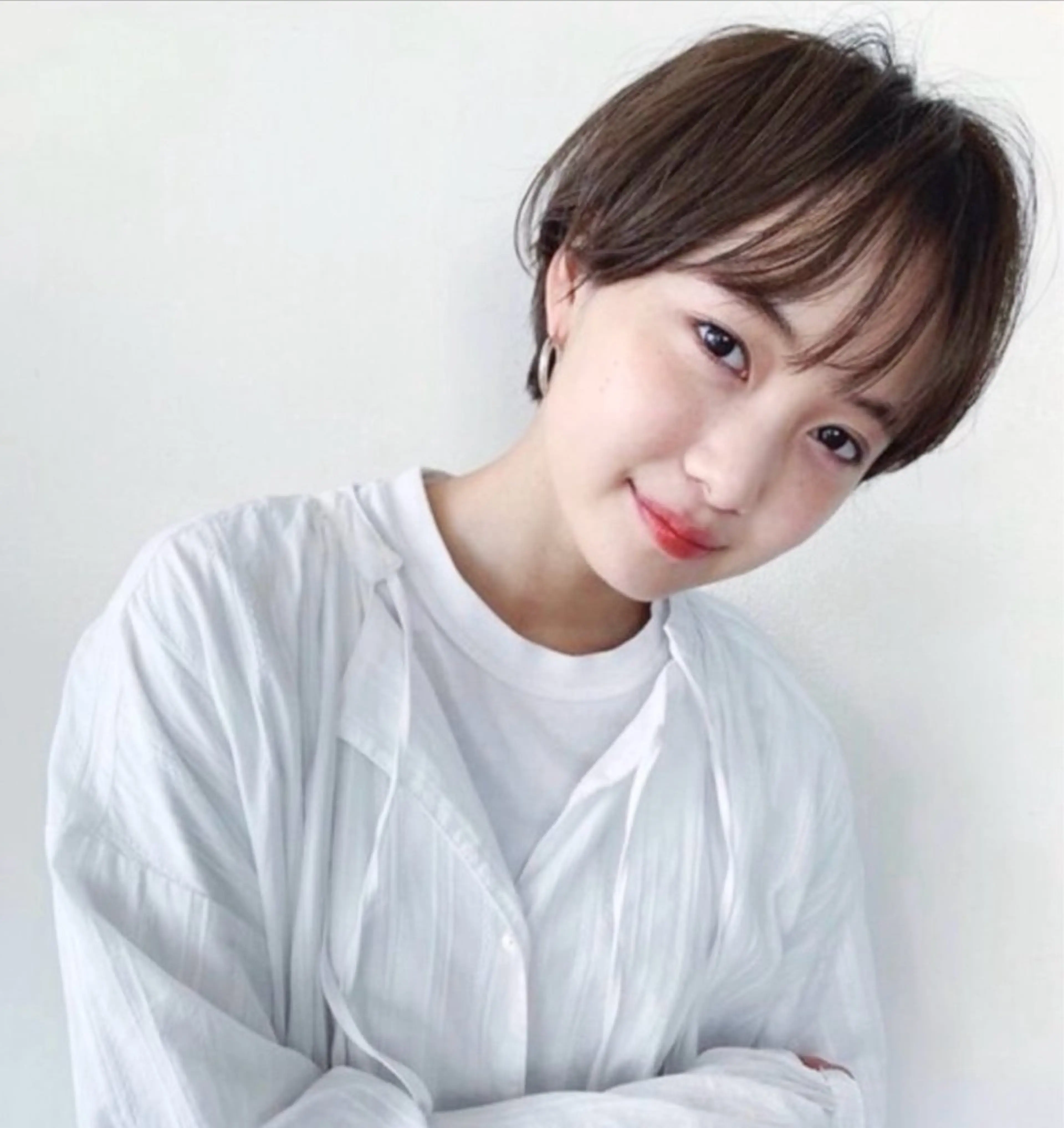 ショート ショートヘア 小顔カット 吉川 陽菜のヘアスタイル