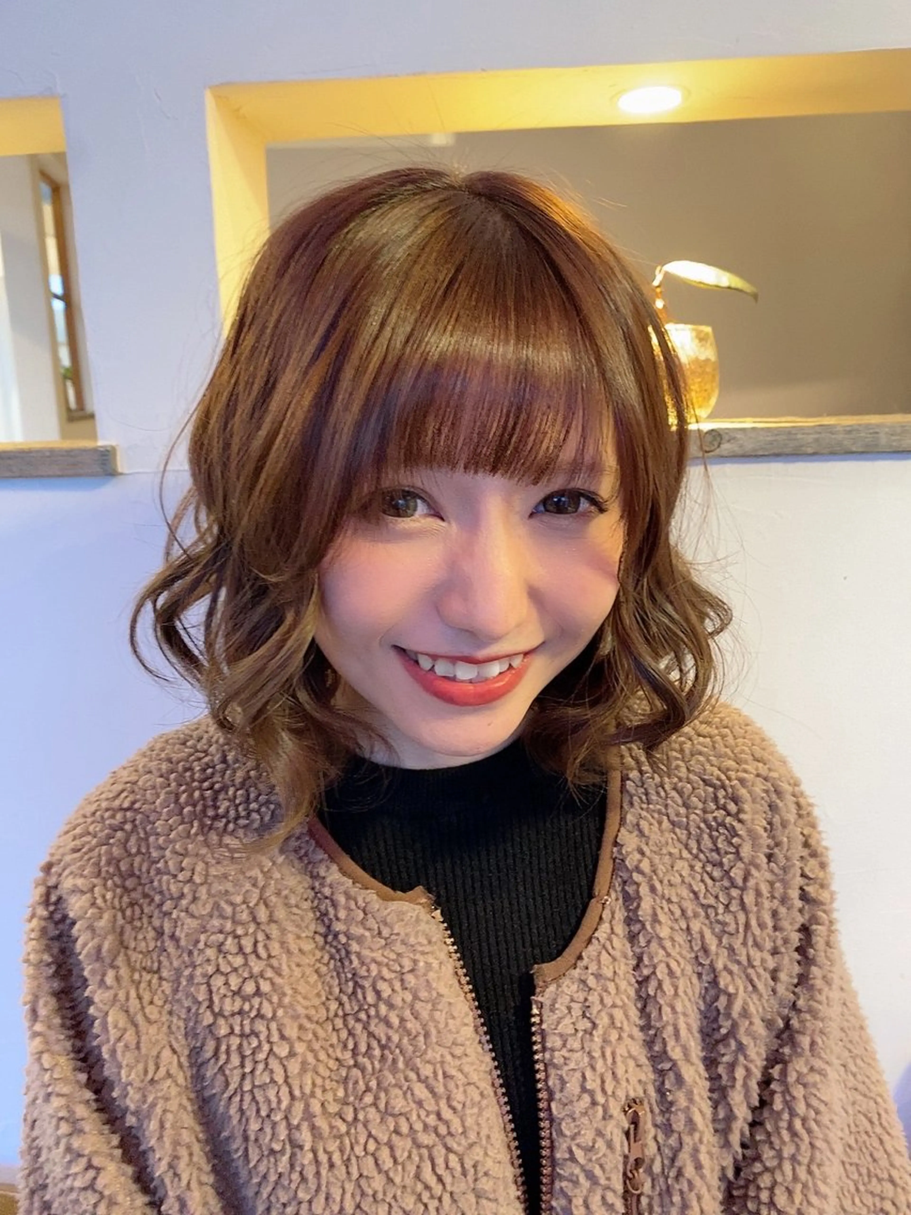 カラー ベージュカラー ヘアカラー 安住 千明のヘアスタイル