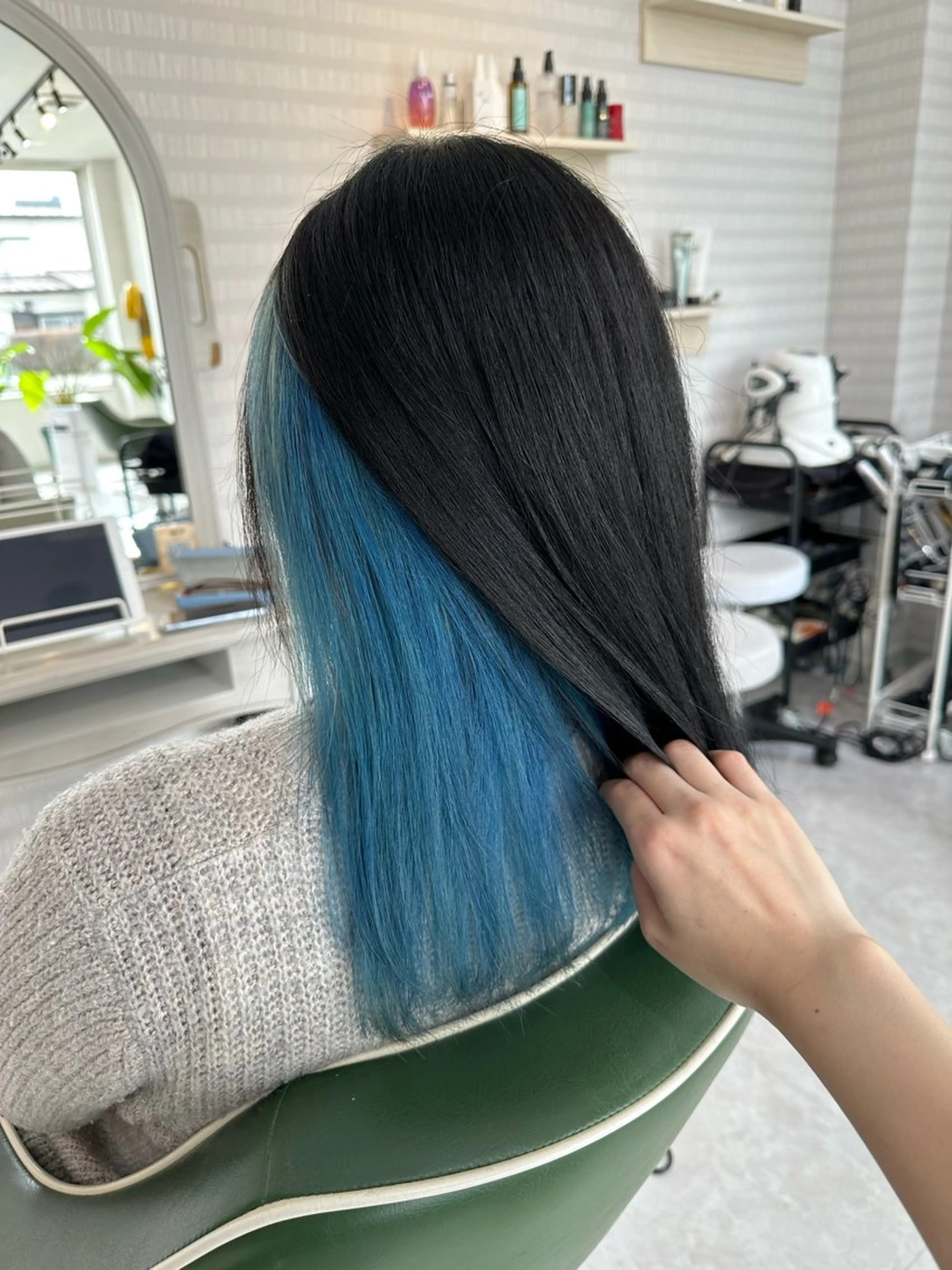 ミディアム カラー CREAPY　日向野 利菜のヘアスタイル