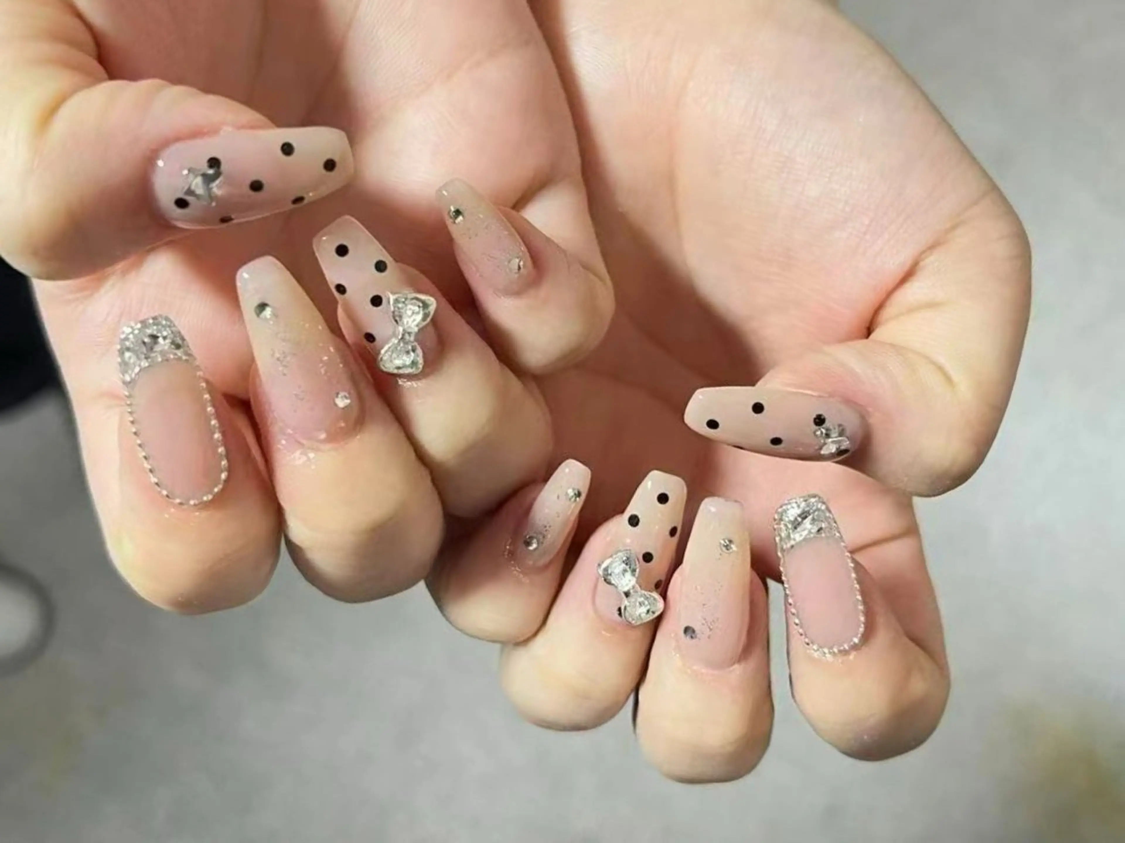 ネイル クリアネイル 成人式 フラッシュネイル フットネイル フレンチネイル 💫KASUMI 💅のネイルデザイン