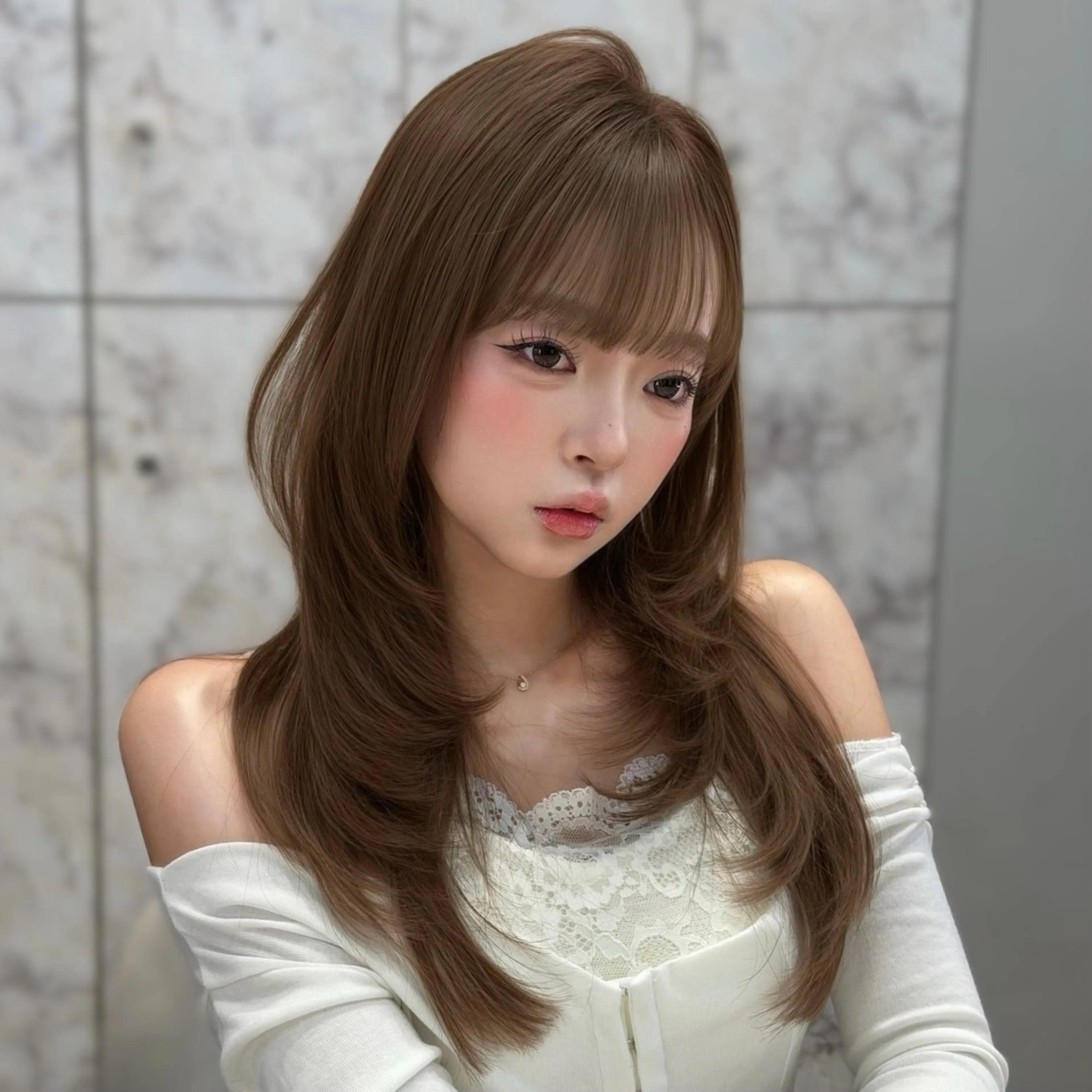 セミロング カラー 新宿/韓国風レイヤー 髪質改善/渋谷直樹のヘアスタイル