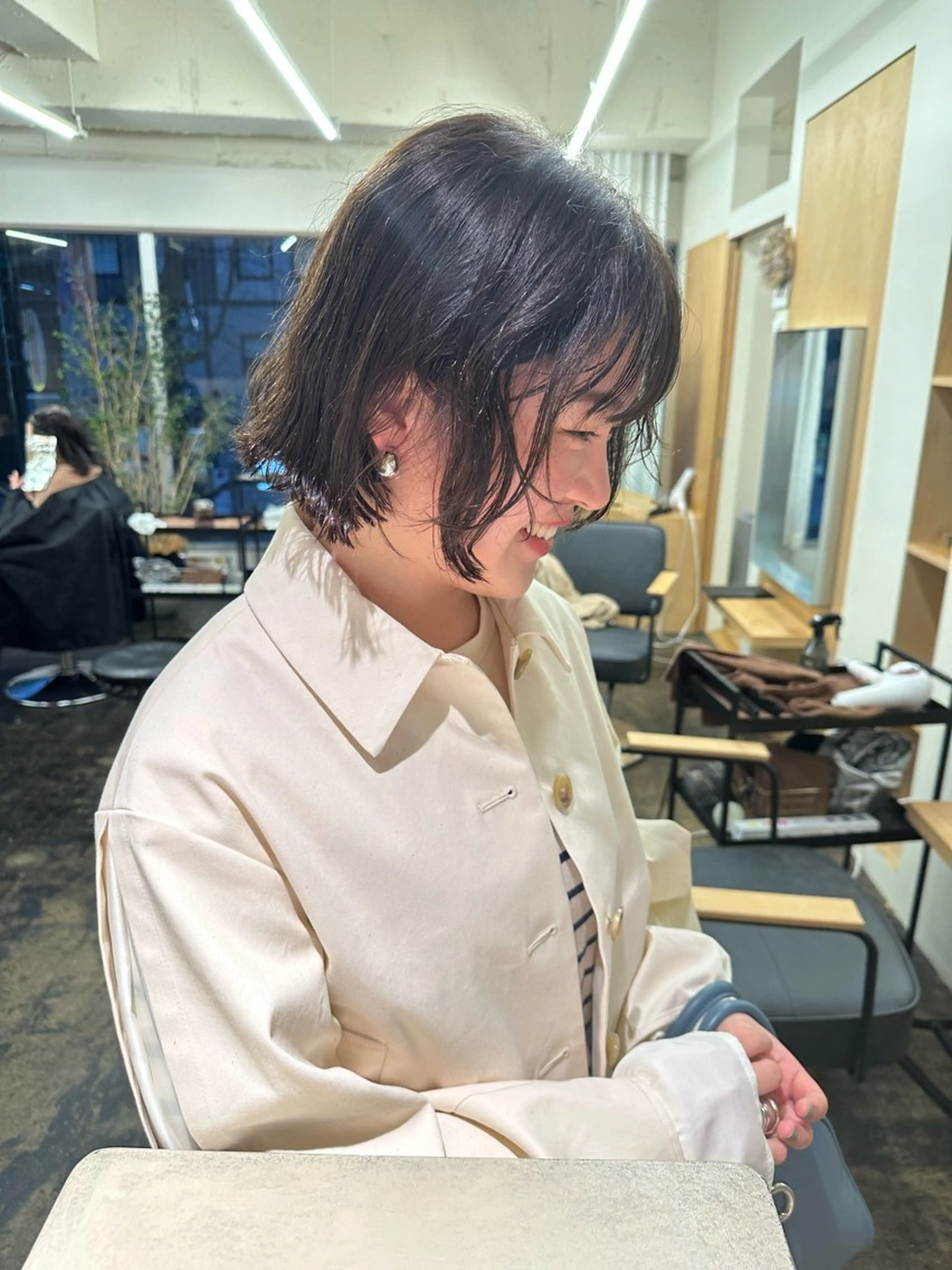 ミディアム カラー ベージュカラー オリーブベージュ ボブ yupi🐈‍⬛ ベージュ/レイヤーのヘアスタイル