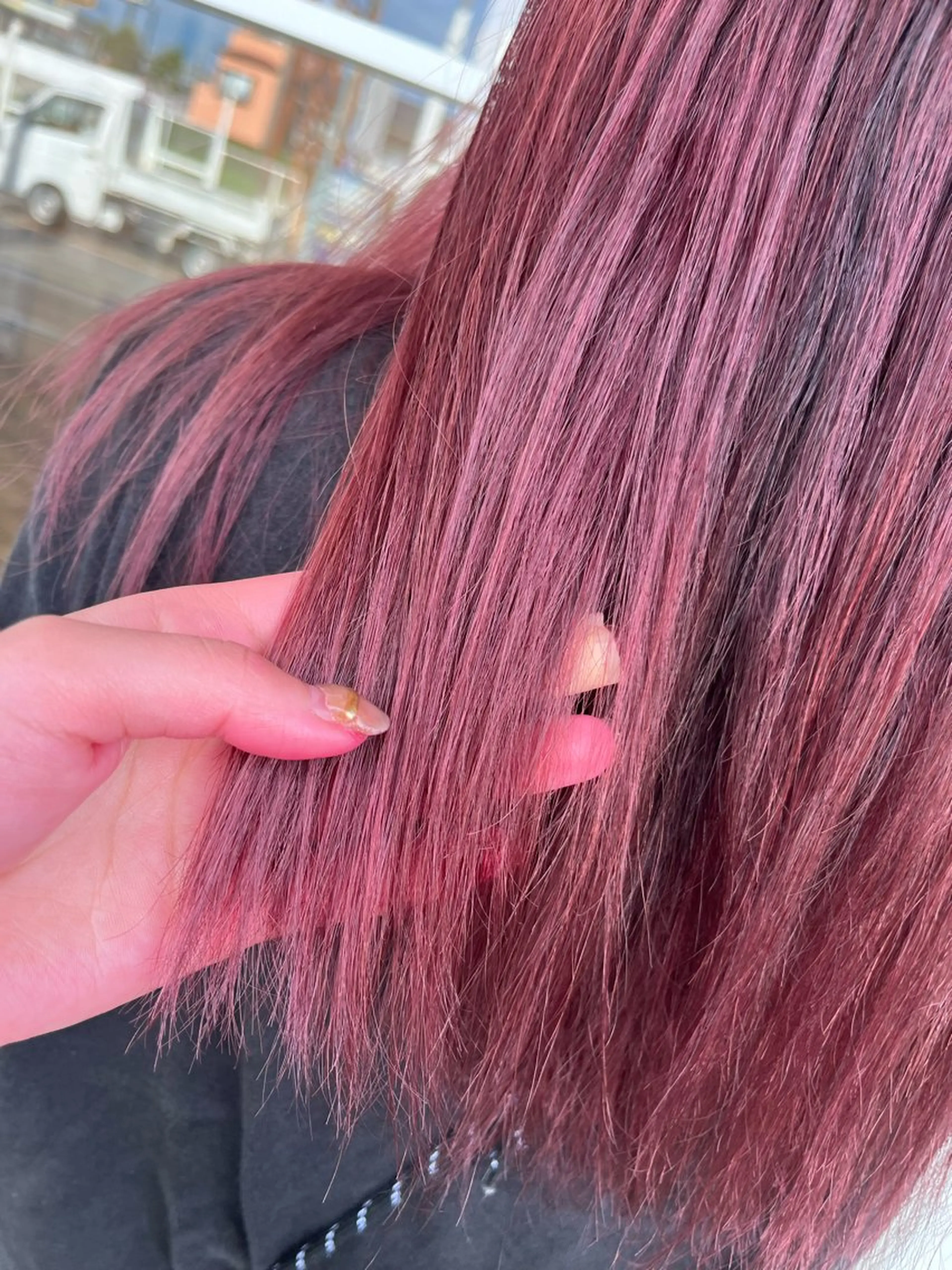 ロング カラー ピンクカラー 高石 未唯のヘアスタイル