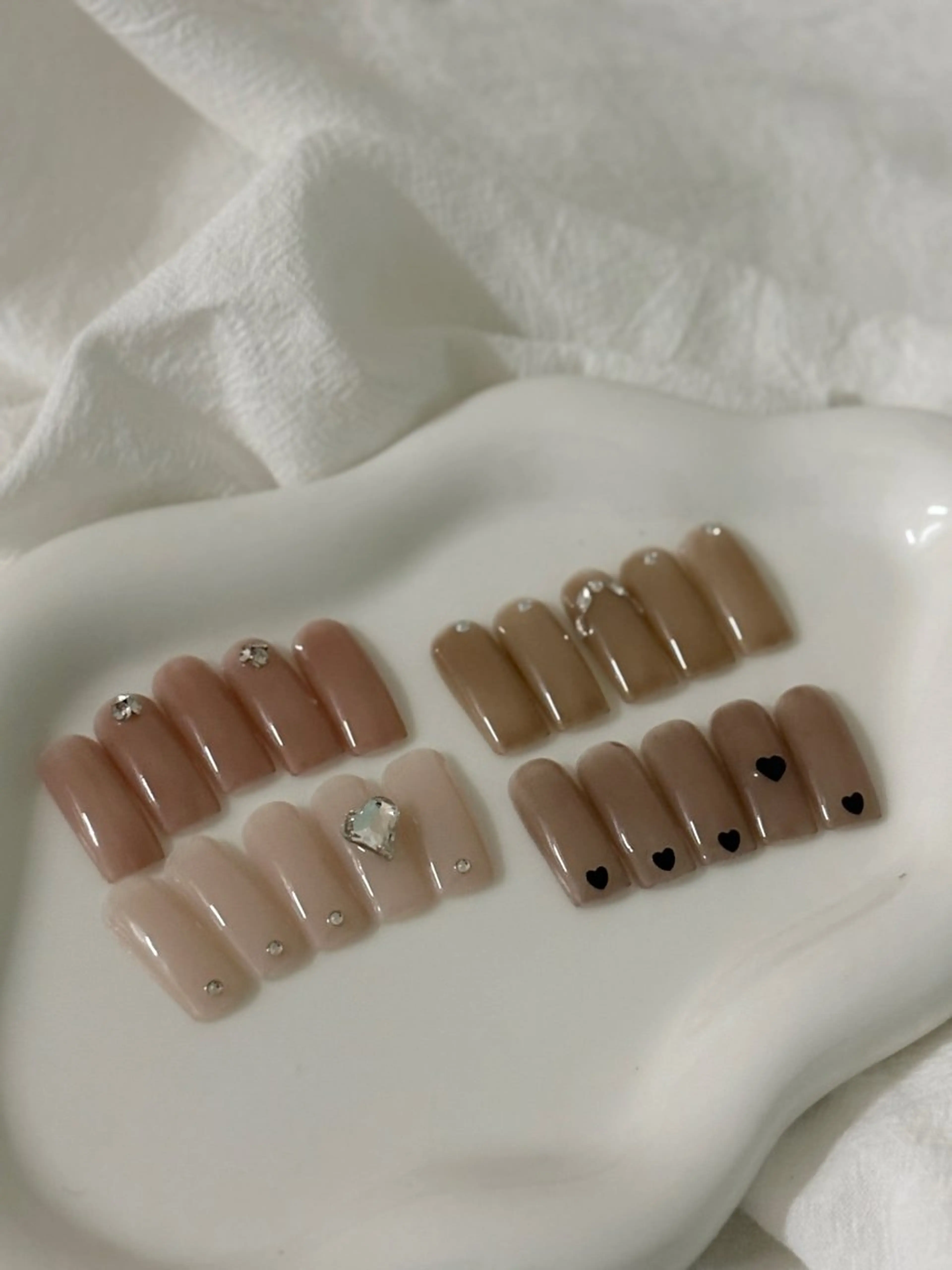 ネイル アートネイル 長さ出し シンプルネイル cream nail salon所属・Haruka designのネイルデザイン