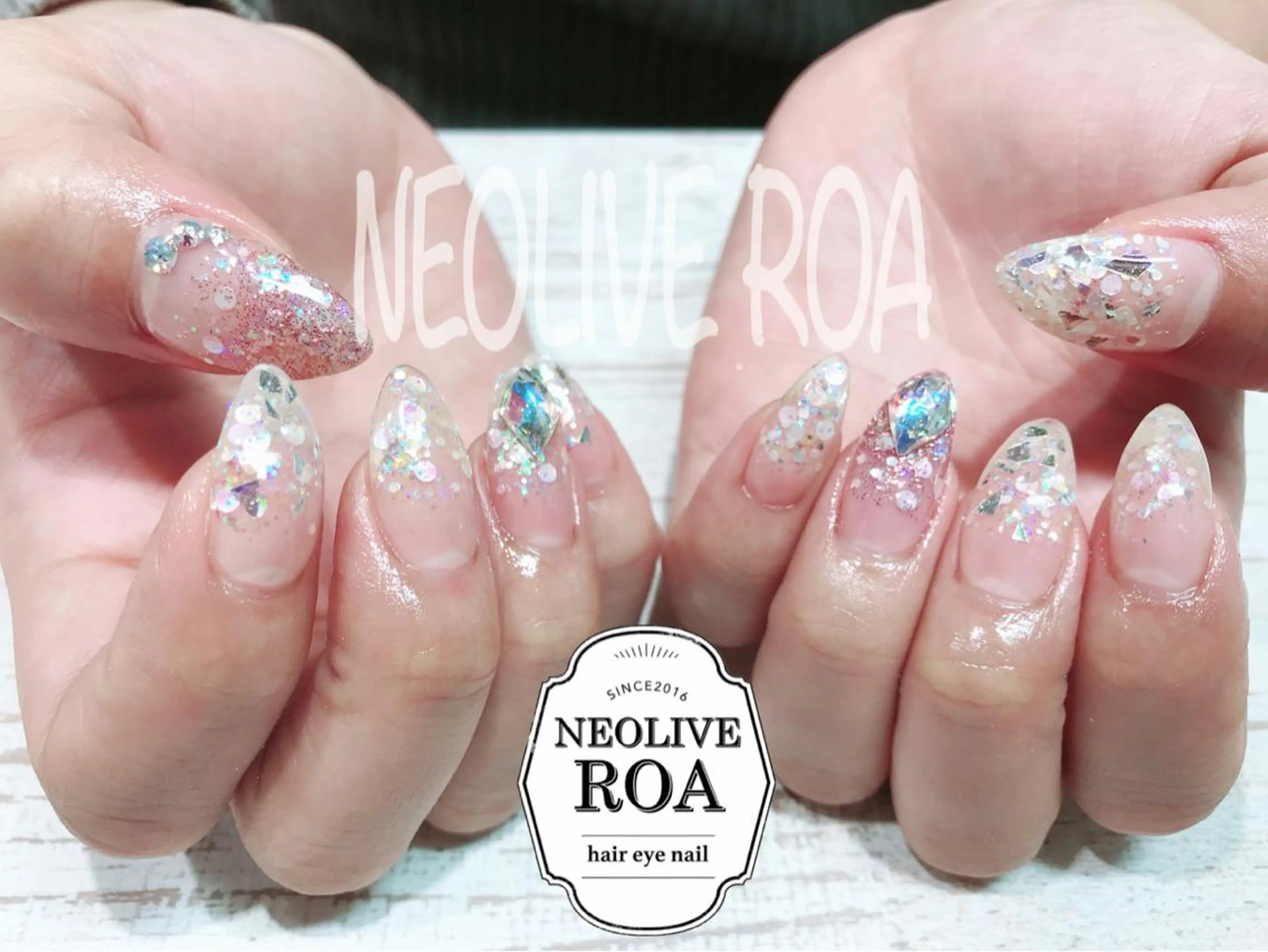 ネイル クリアネイル グラデーション キラキラネイル ラメ(グリッター) ラメグラデーション Nail by selen所属・Nail by selenのネイルデザイン