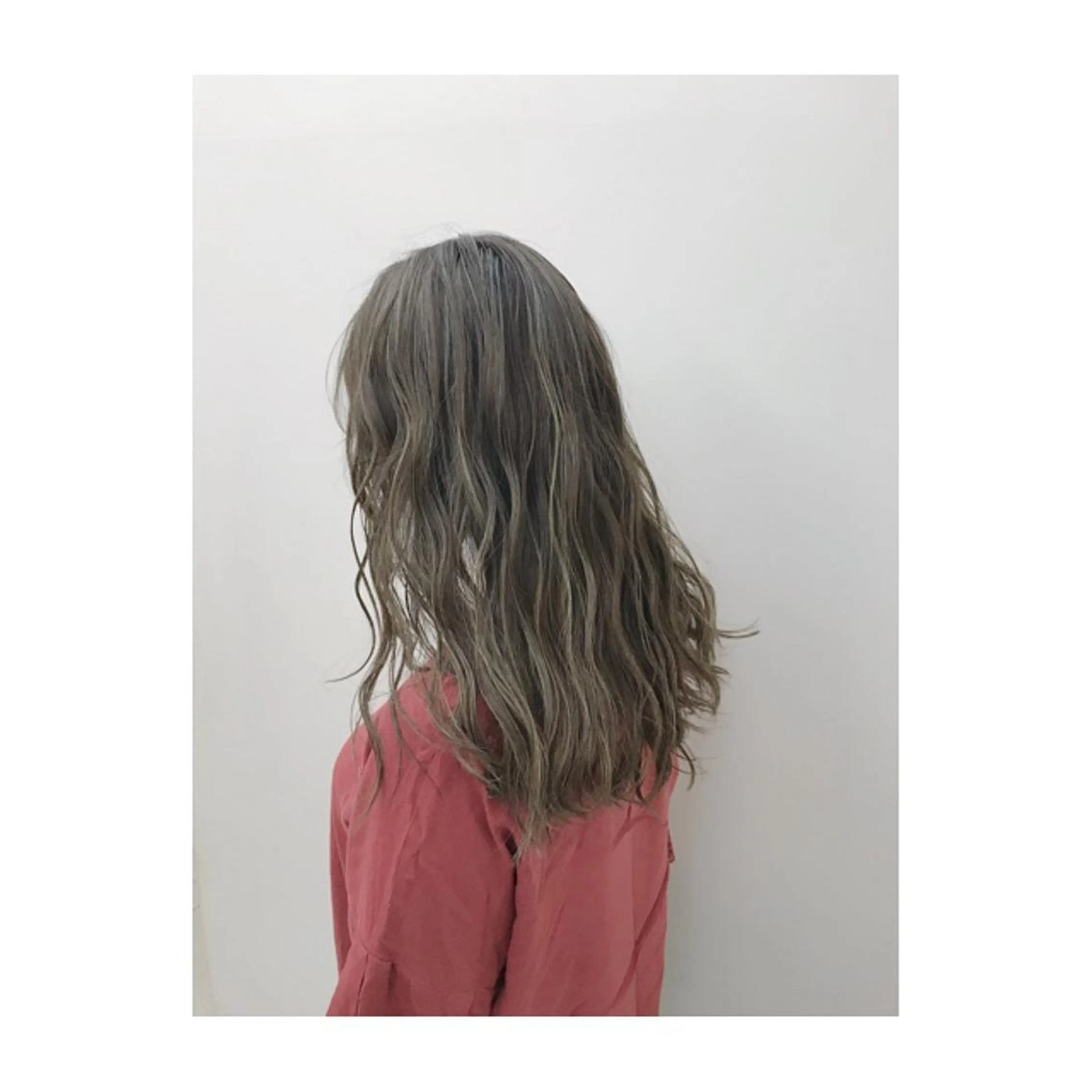 ロング カラー 永岡 鉄平のヘアスタイル