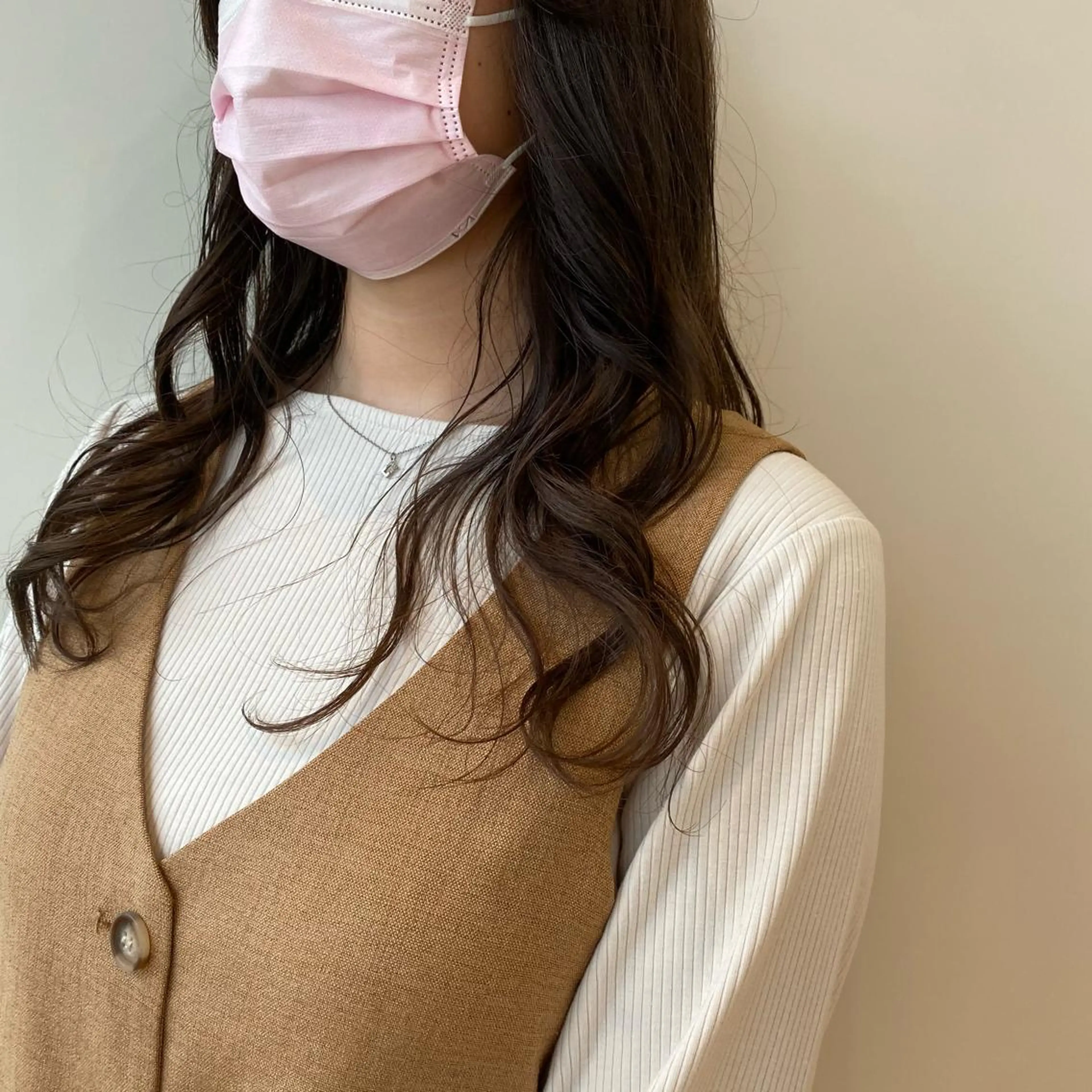 ロング カラー ヘアアレンジ くびれヘア 韓国風ヘア あやめ【顔まわり/レ イヤー/柔らかカラ】のヘアスタイル