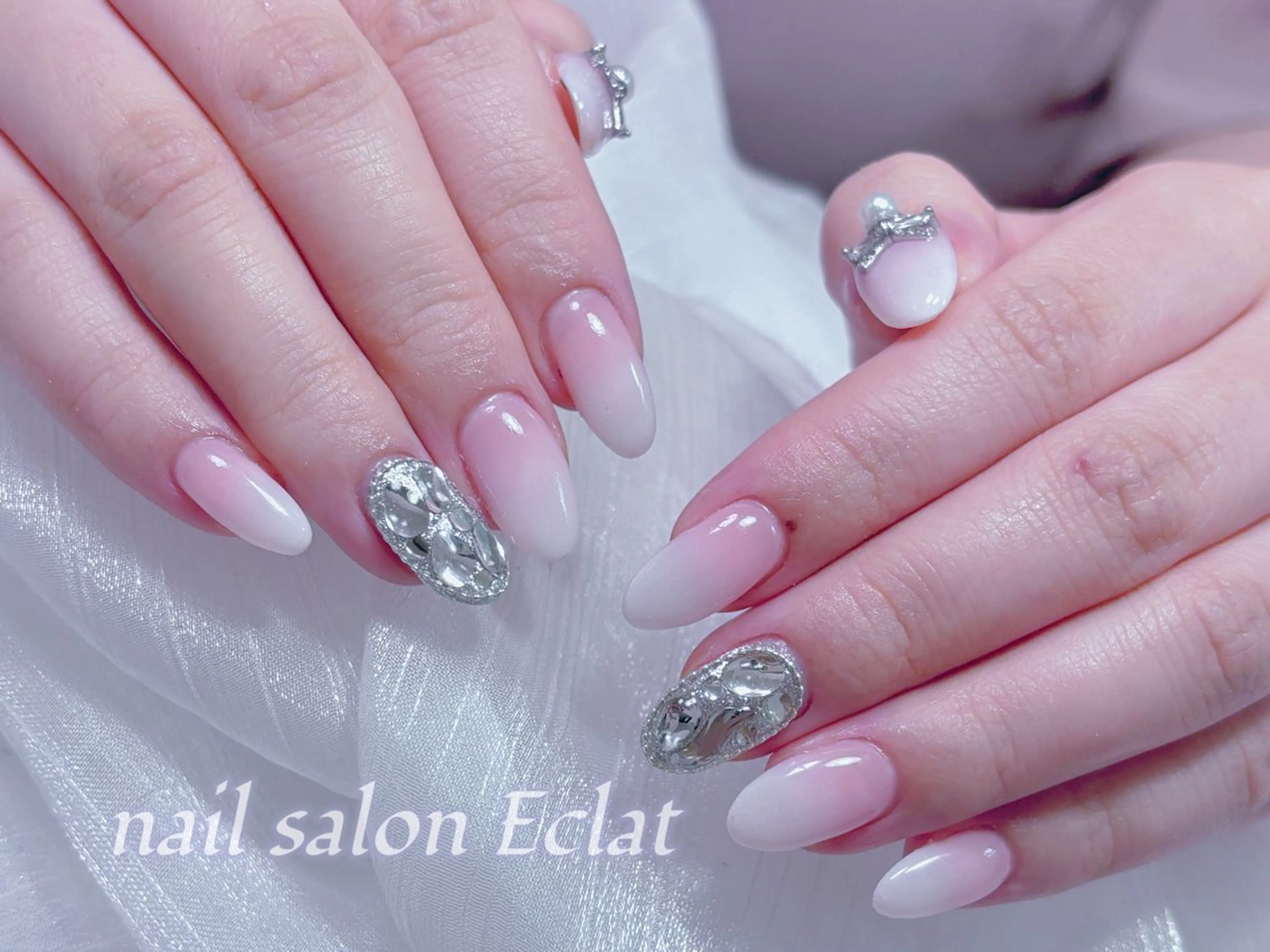 ネイル クリアネイル 長さ出し フレンチネイル ジェルネイル キラキラネイル ネイルサロンエクラ 🫧Shizukaのネイルデザイン