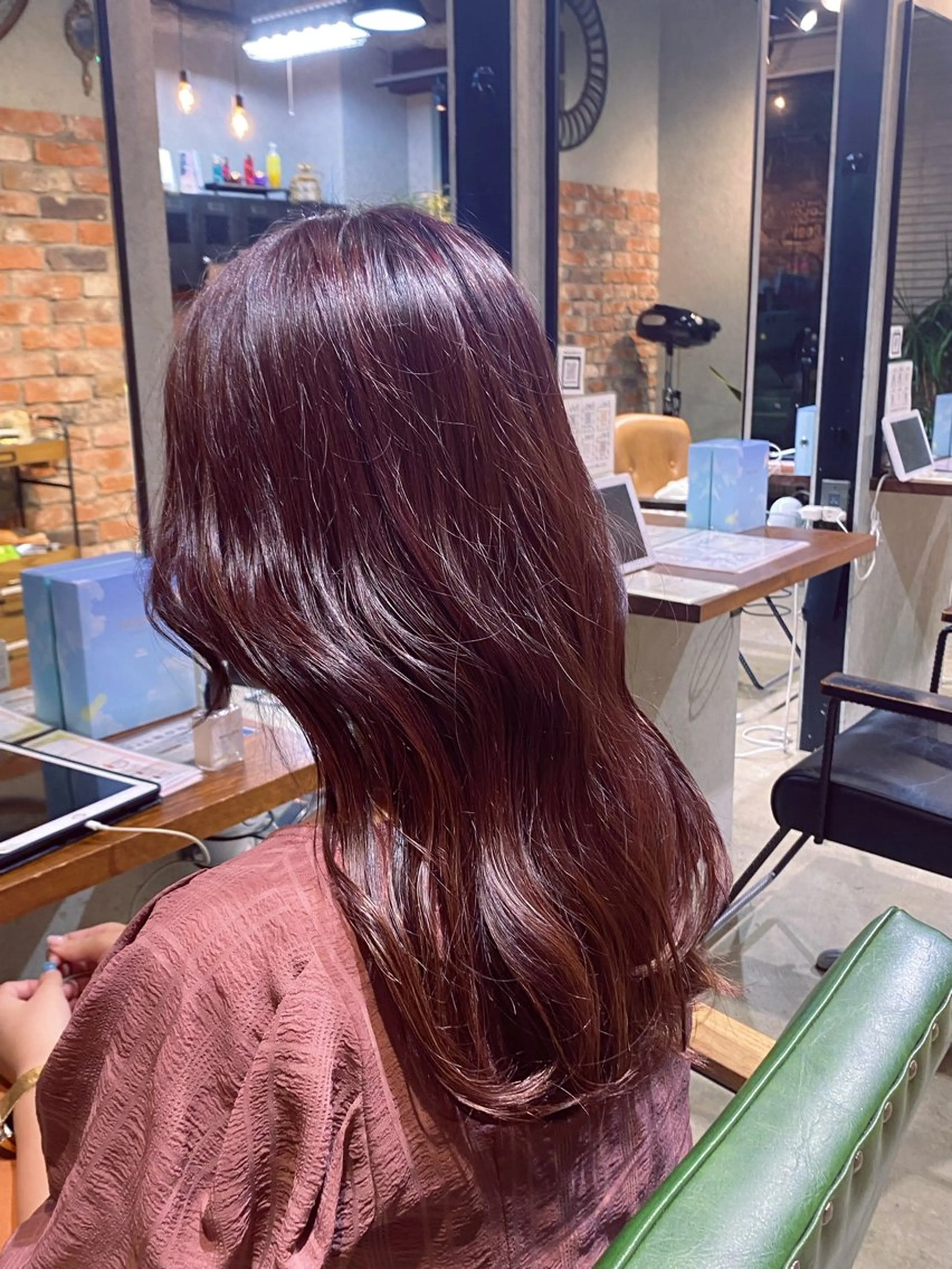 セミロング カラー カシス レッドカラー The C 橋本所属・TheC/Eight ショート/ボブ🫧のヘアスタイル