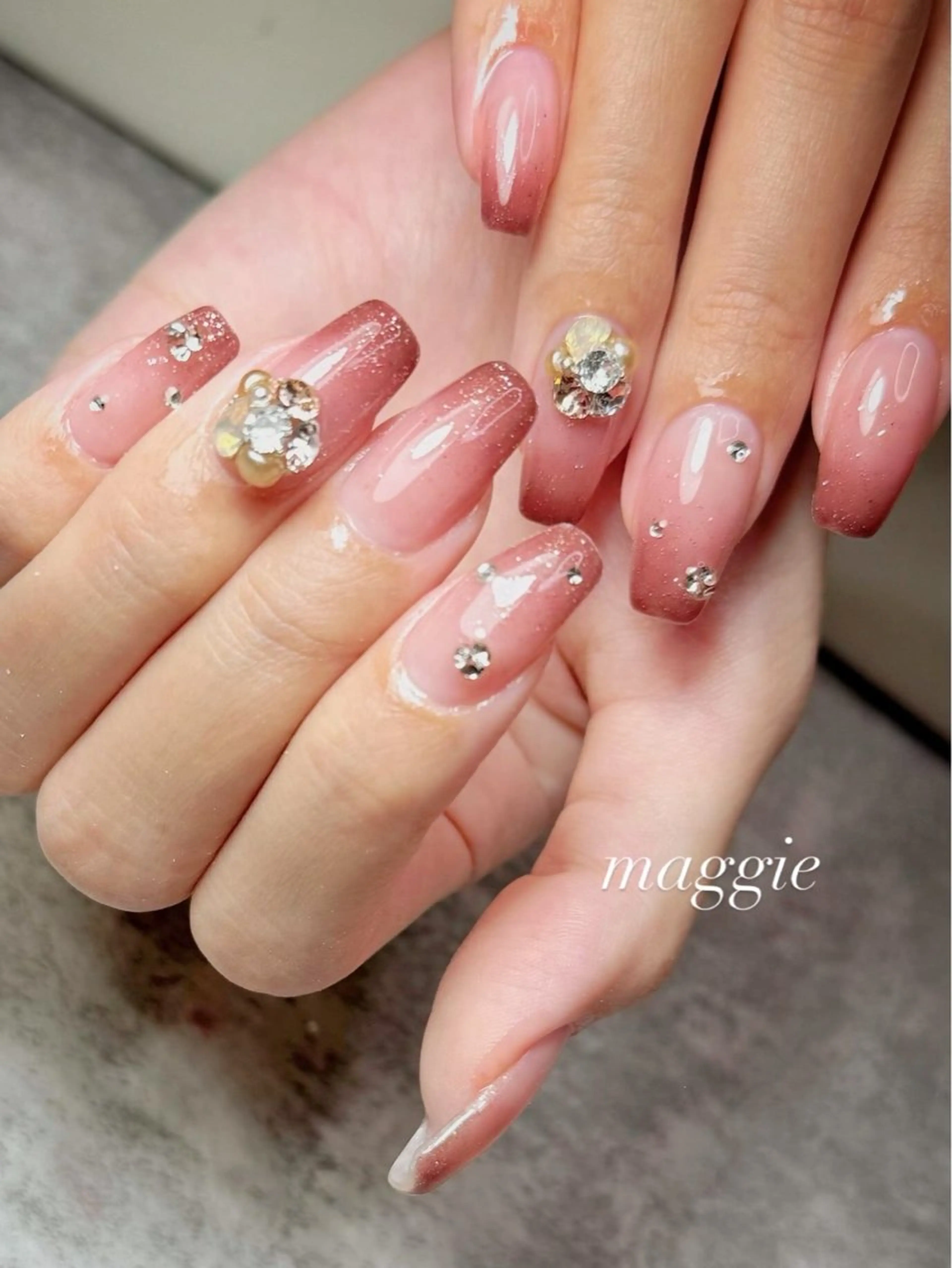 ネイル maggienail所属・Maggie Nagisaのネイルデザイン