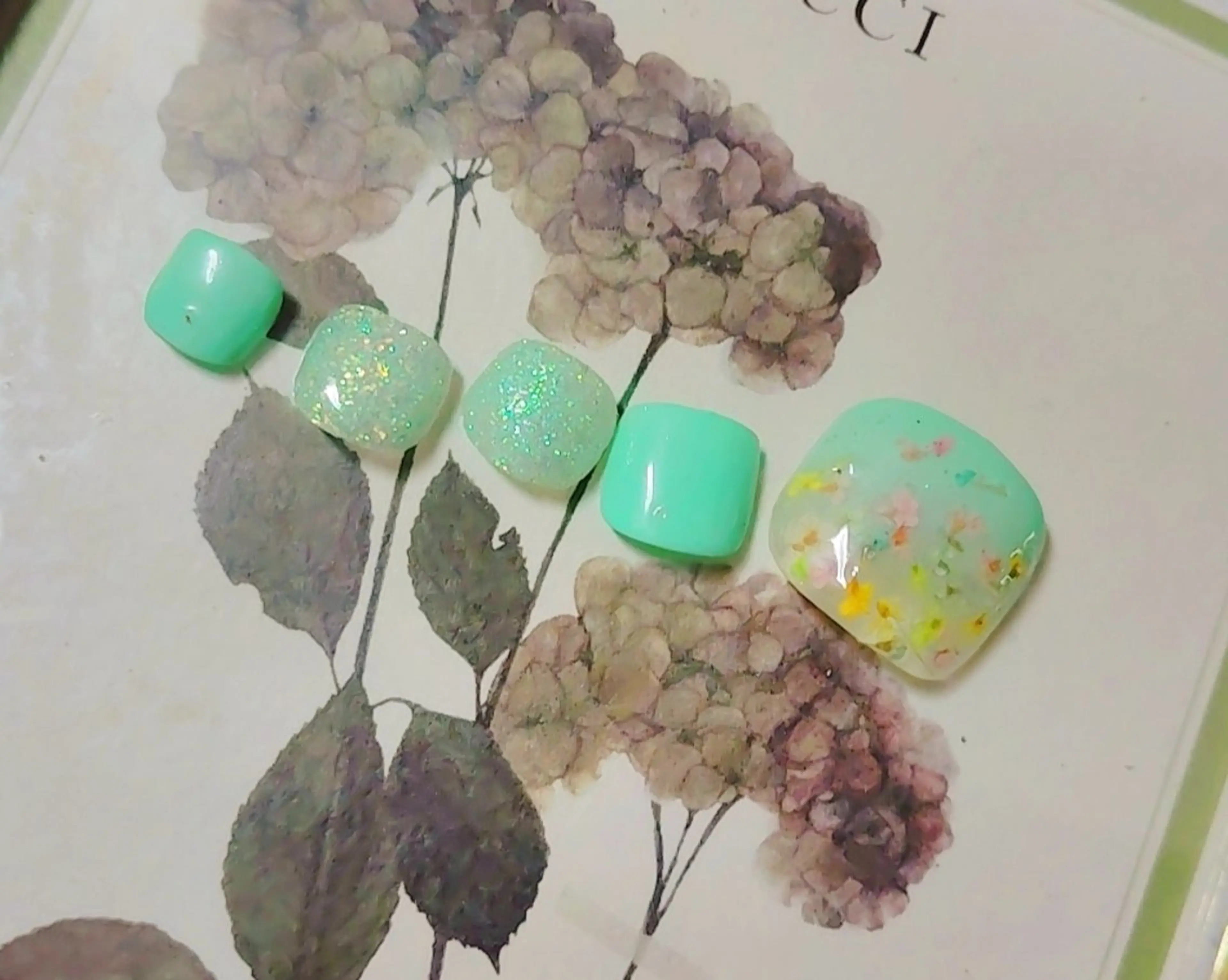 ネイル フットネイル Jewel SecretBaseのネイルデザイン